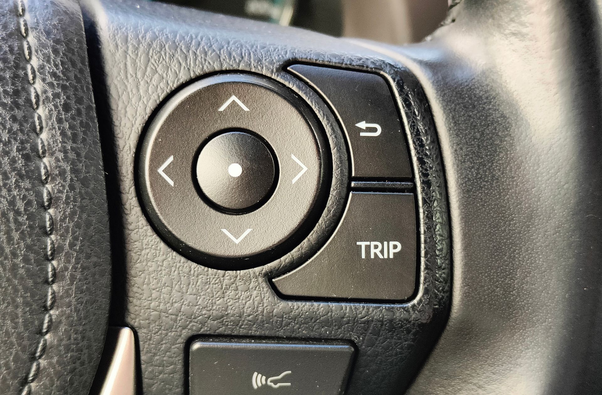 Toyota RAV4 2.5l Hybrid 4WD Feel! - foto 26