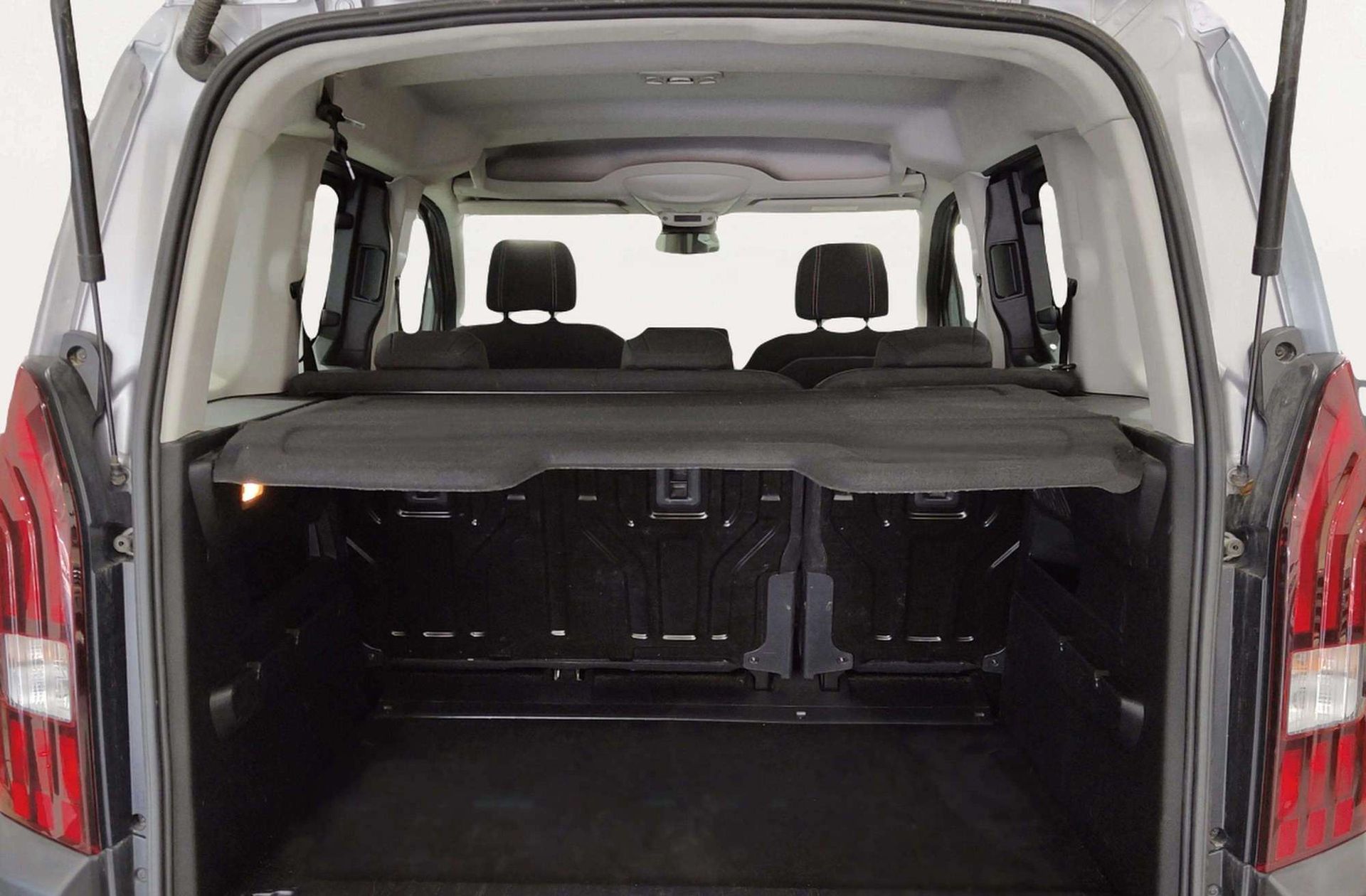 Peugeot Rifter BlueHDi 100 Allure - foto 18
