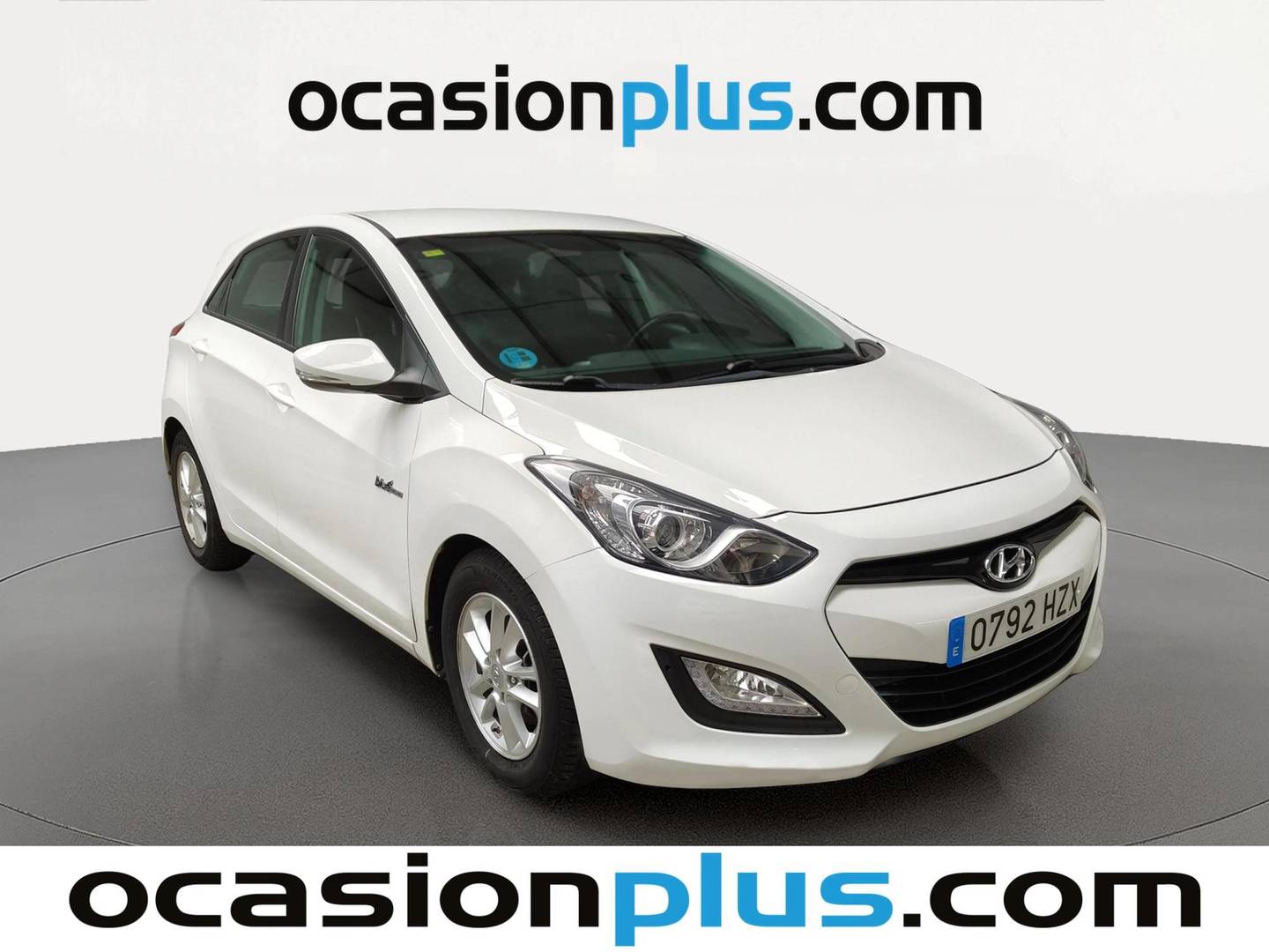 Foto delantera Hyundai i30 Hyundai i30 1.6 GDi BlueDrive Tecno (135 CV) derecha