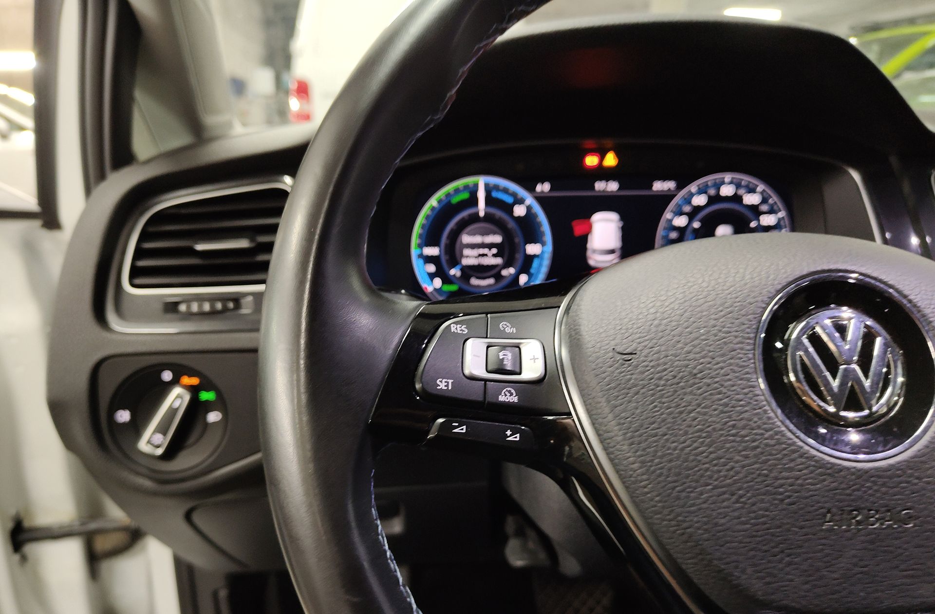 Volkswagen Golf e-Golf e-Golf ePower - foto 26