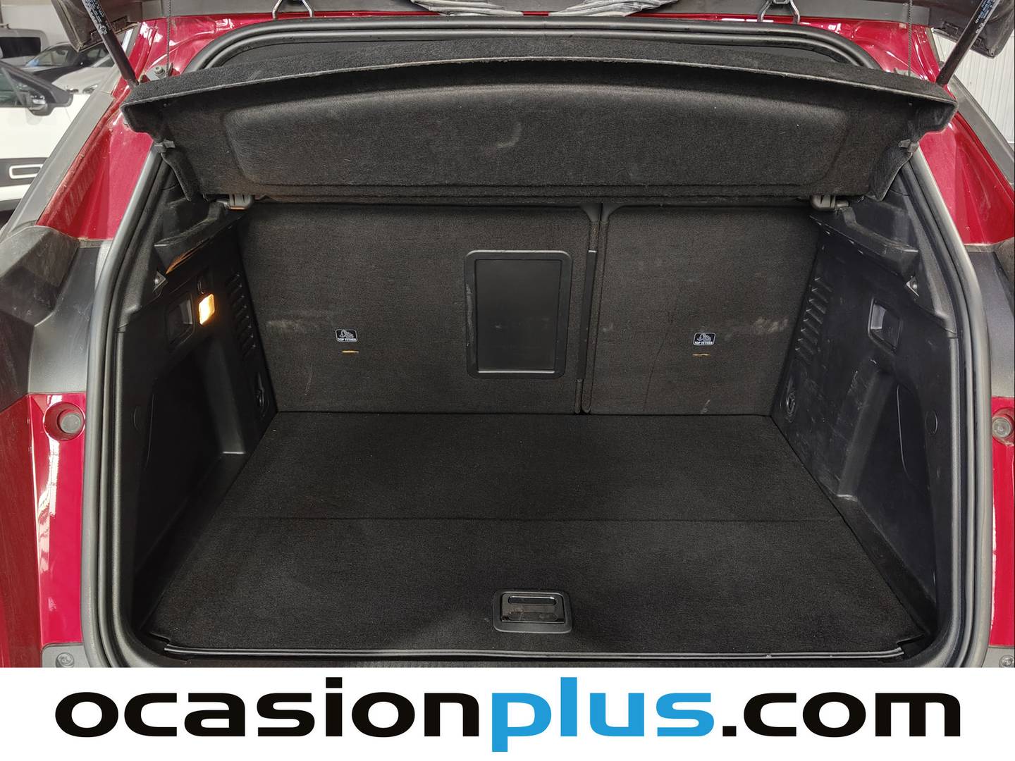 Foto Peugeot 3008 Hybrid Peugeot 3008 Hybrid 300 Allure Pack e-EAT8 (300 CV)