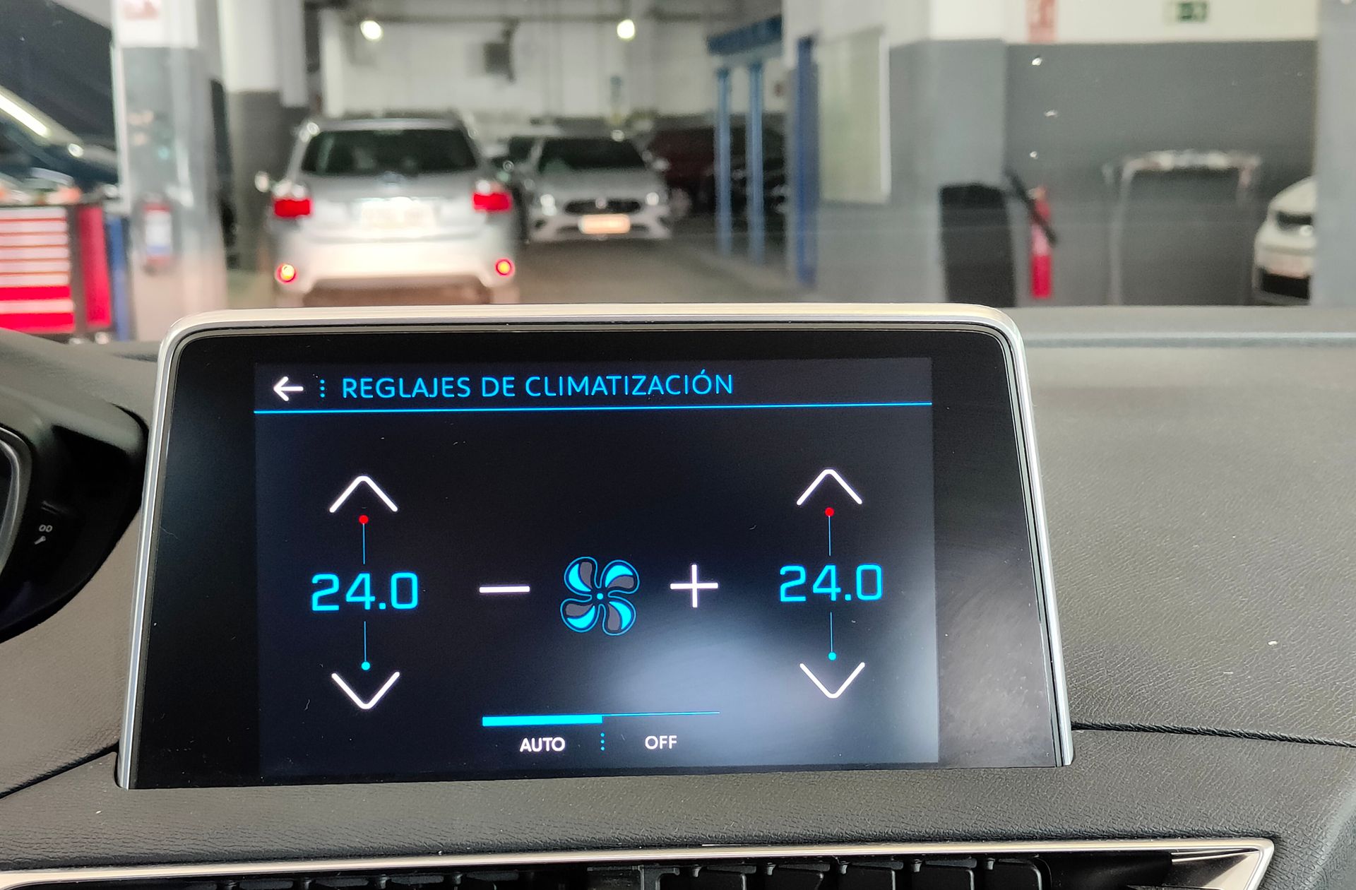 Peugeot 5008 PureTech 130 Allure 7 plazas - foto 31
