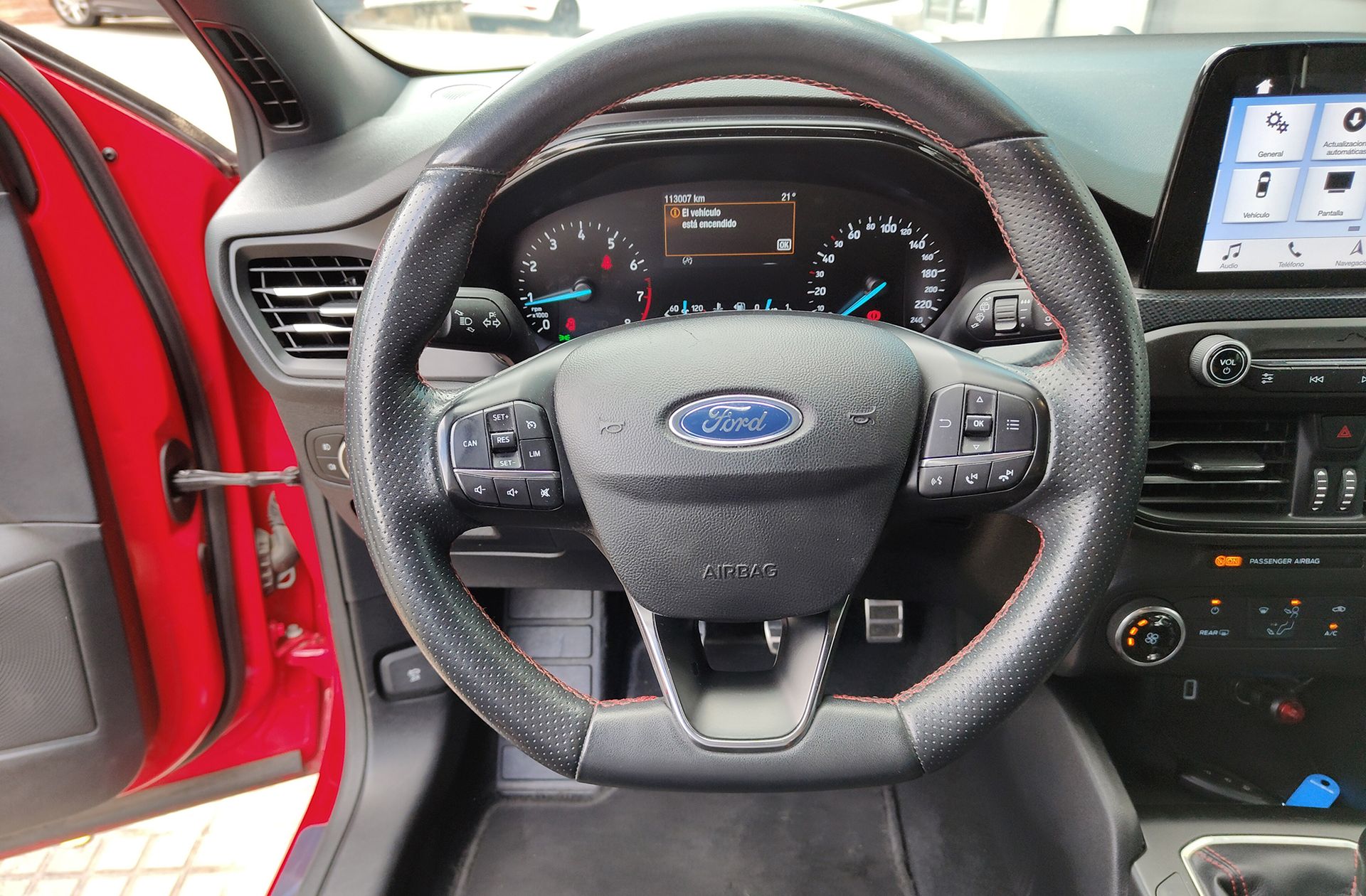 Ford Focus 1.5 EcoBoost ST-Line - foto 23