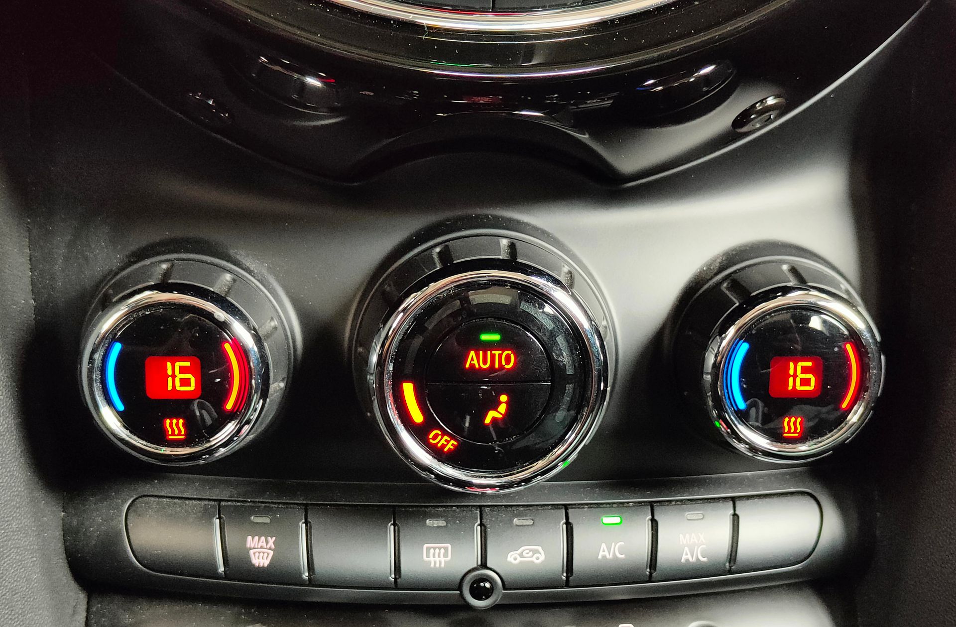 MINI Cooper One - foto 23