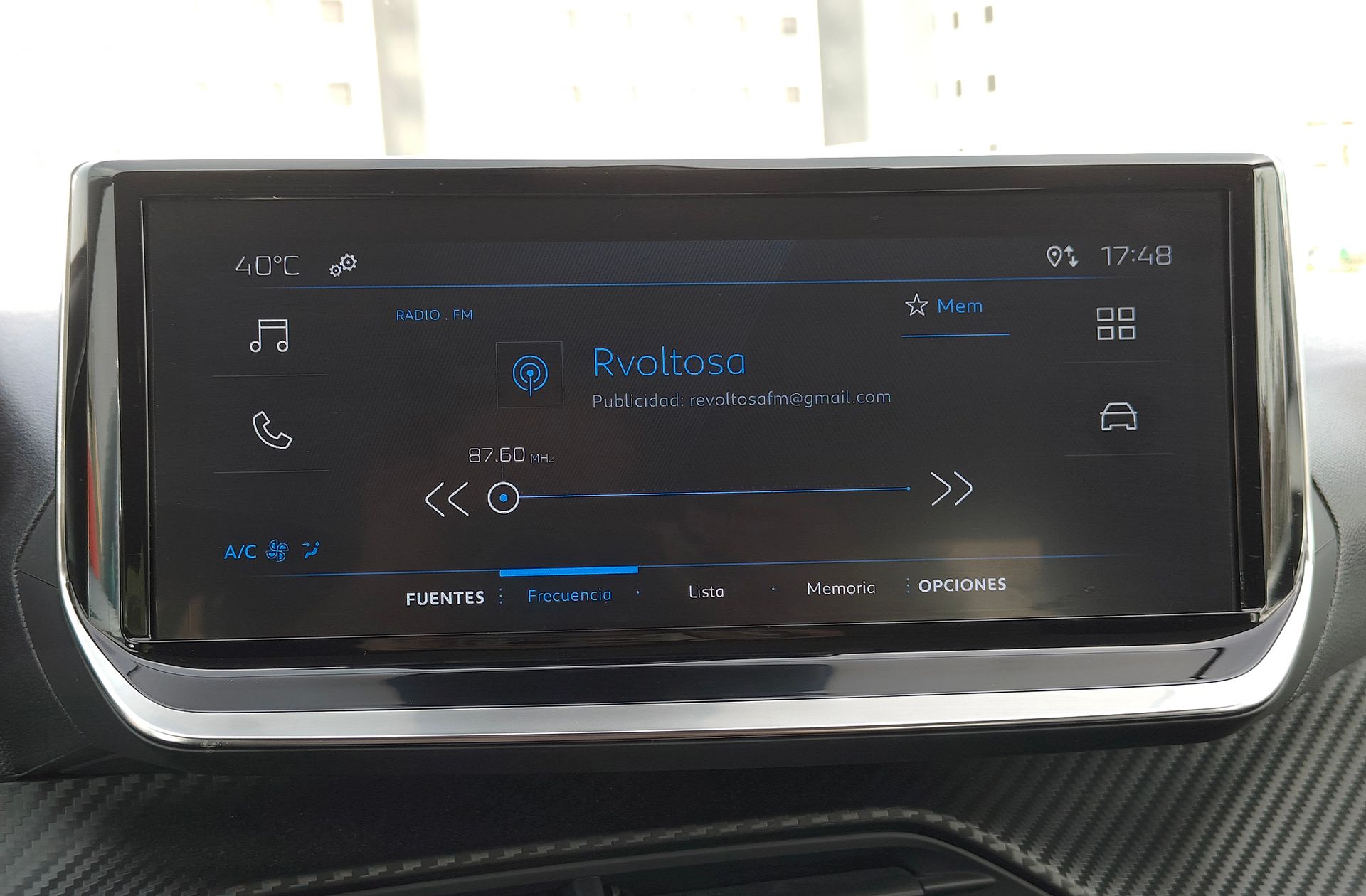 Peugeot 208 Style Hybrid 110 eDCS6 - foto 30