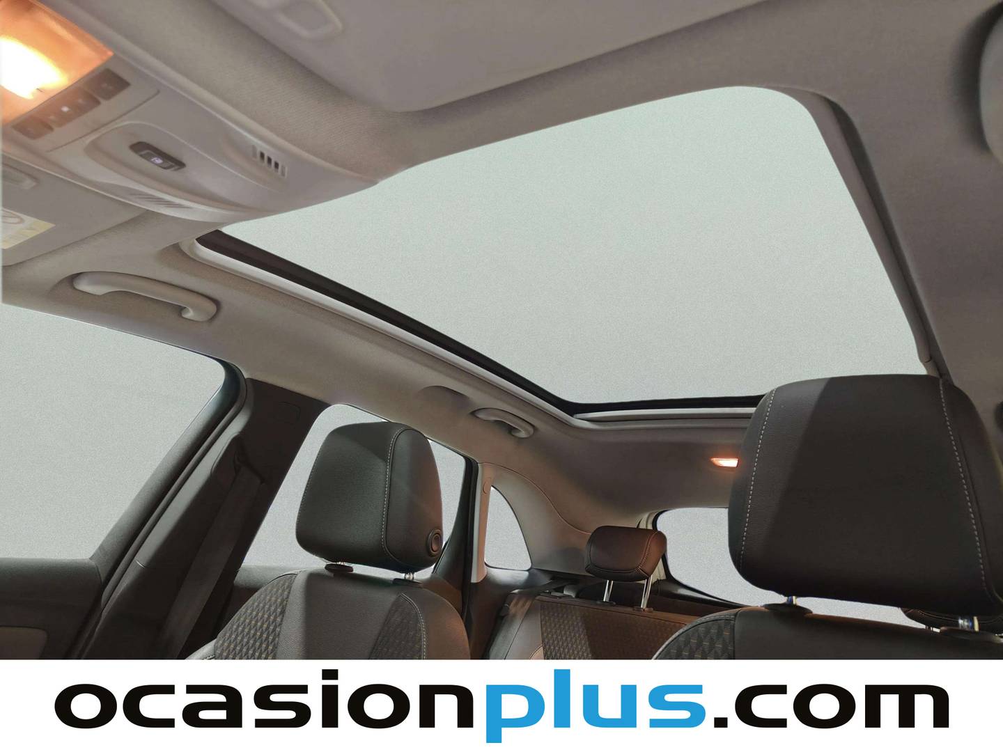 Extras y acabados del Opel Crossland X Opel Crossland X 1.2 Turbo S&S Excellence (130 CV)