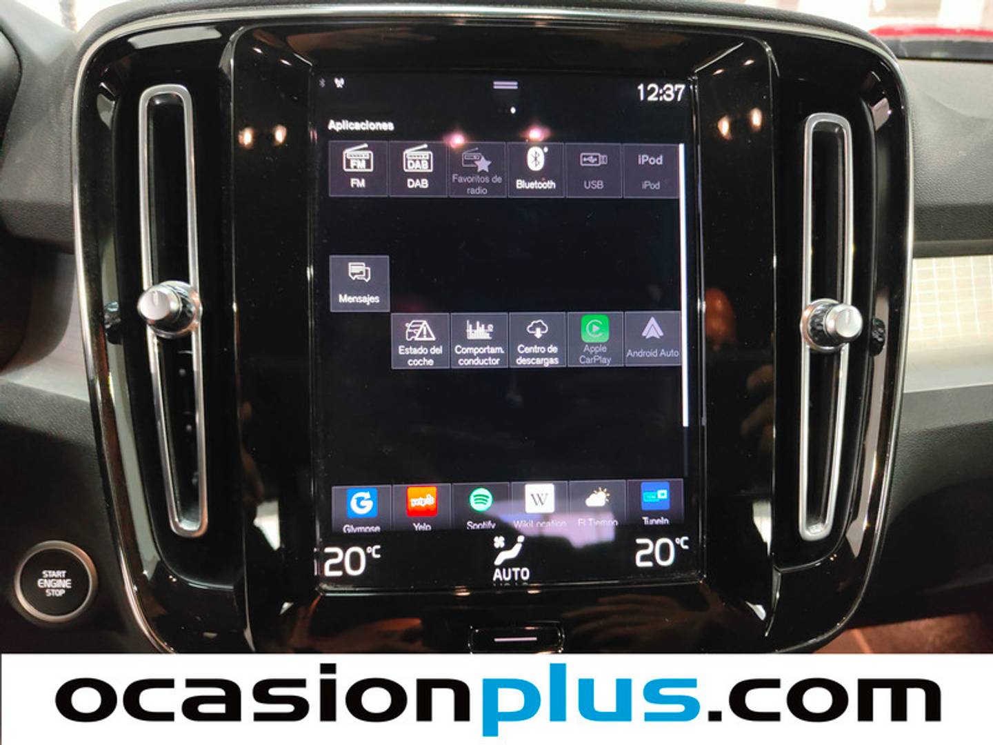 Foto Volvo XC40 Volvo XC40 T3 Momentum Auto (163 CV)