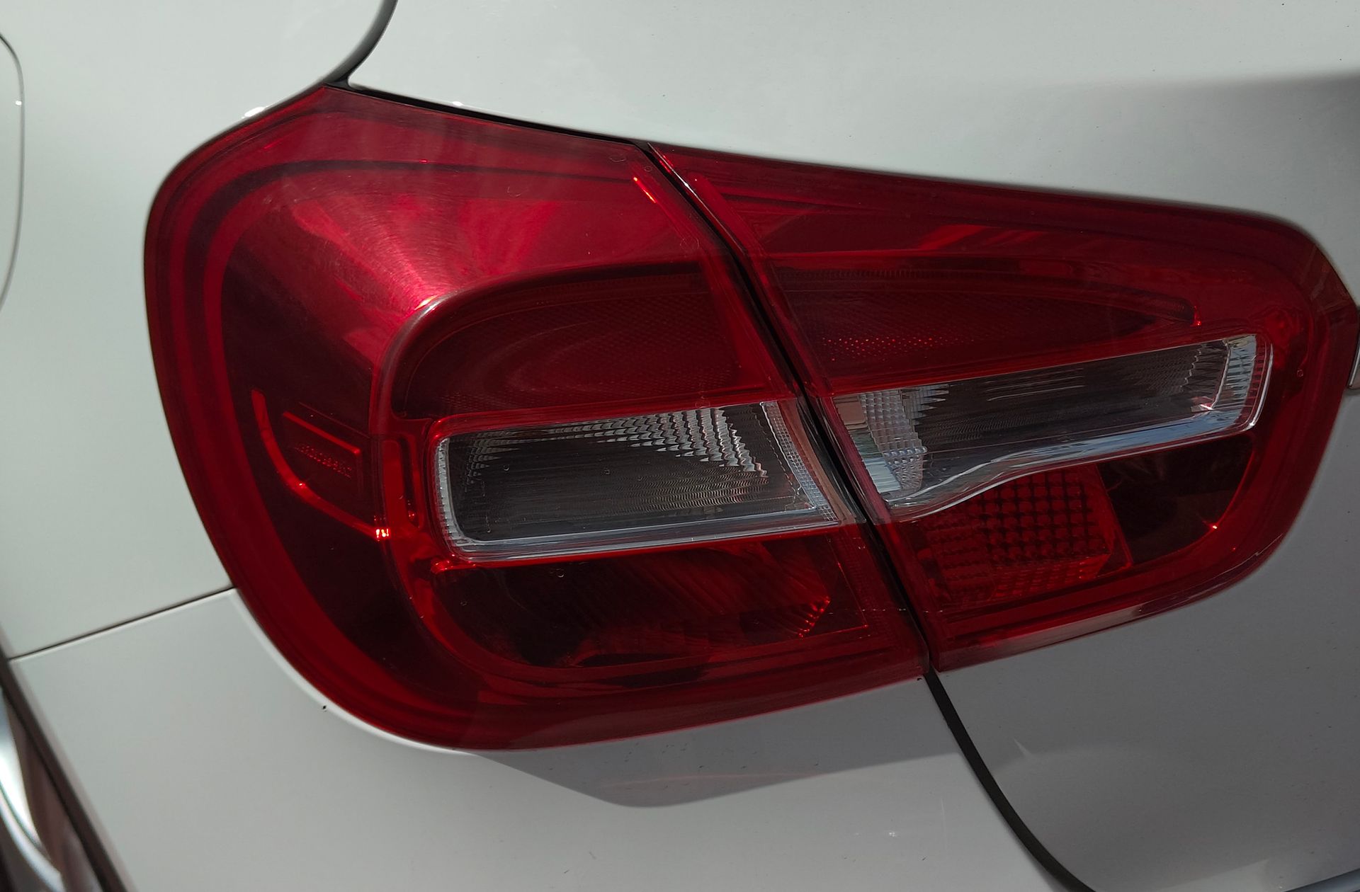Mercedes-Benz GLA 180 - foto 19