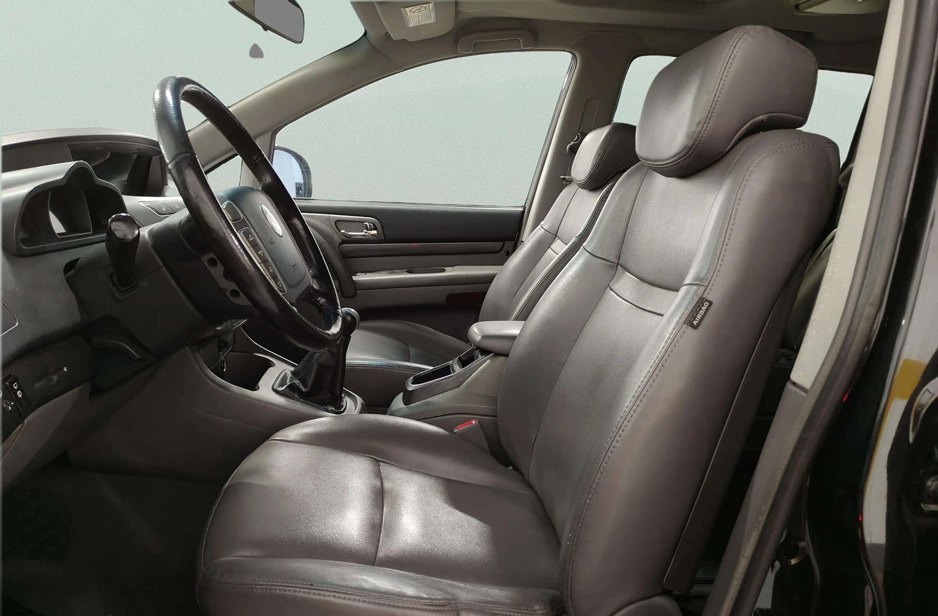 SsangYong Rodius 2.0 e-Xdi Limited 7 plazas - foto 11