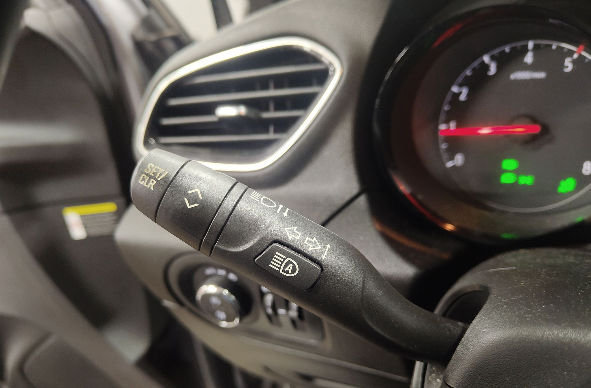 Opel Grandland 1.2 Turbo Edition - foto 25