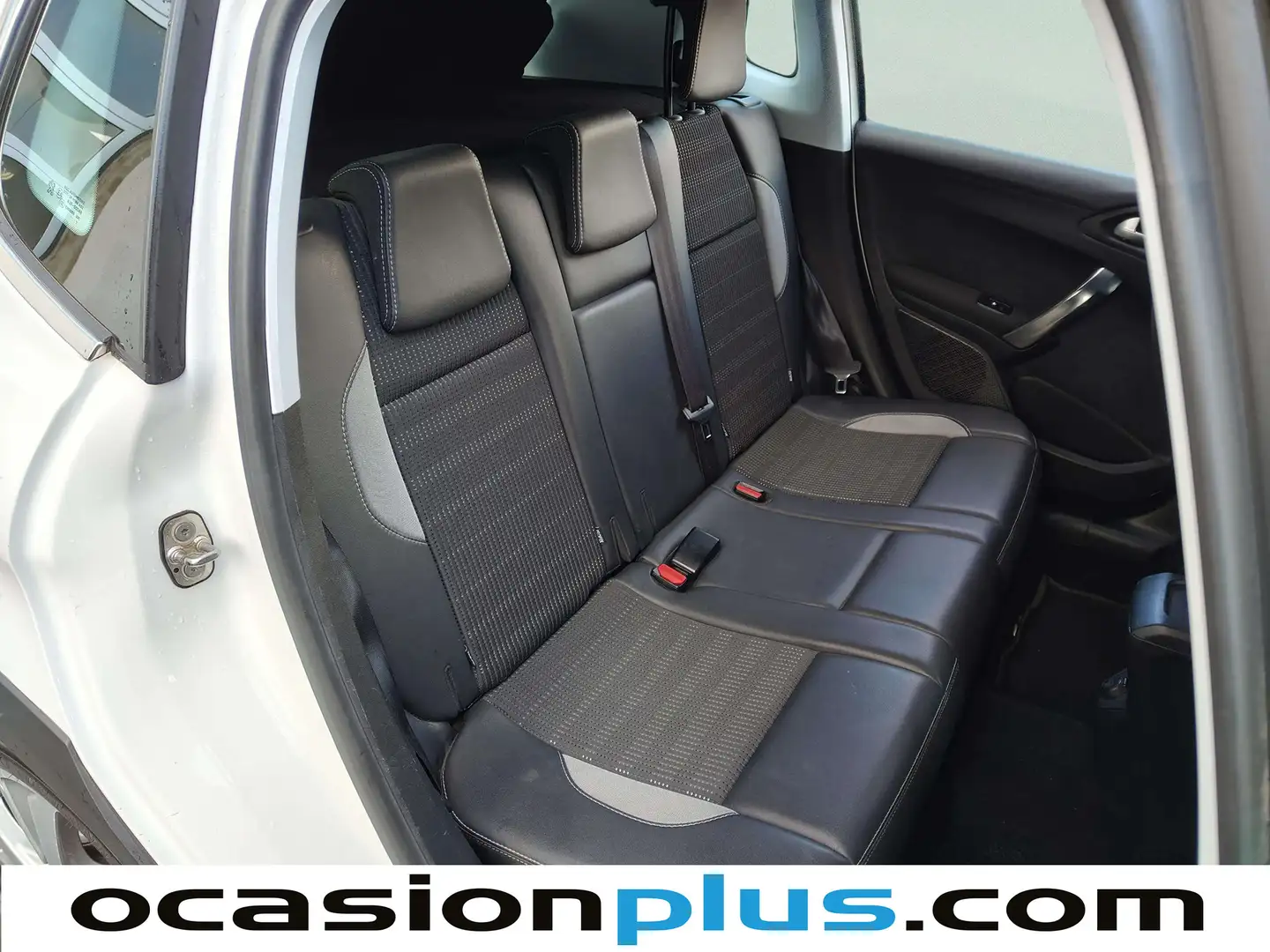 Foto Peugeot 2008 Peugeot 2008 PureTech 110 S&S Allure (110 CV)