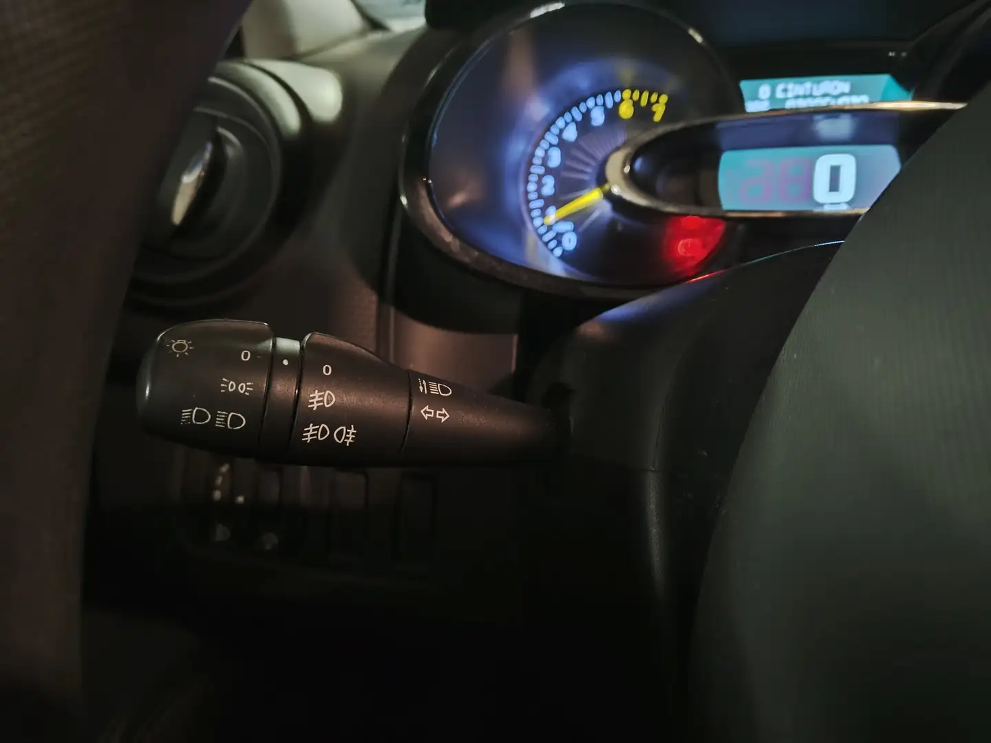 Foto Renault Clio Renault Clio 1.2 Authentique (75 CV)