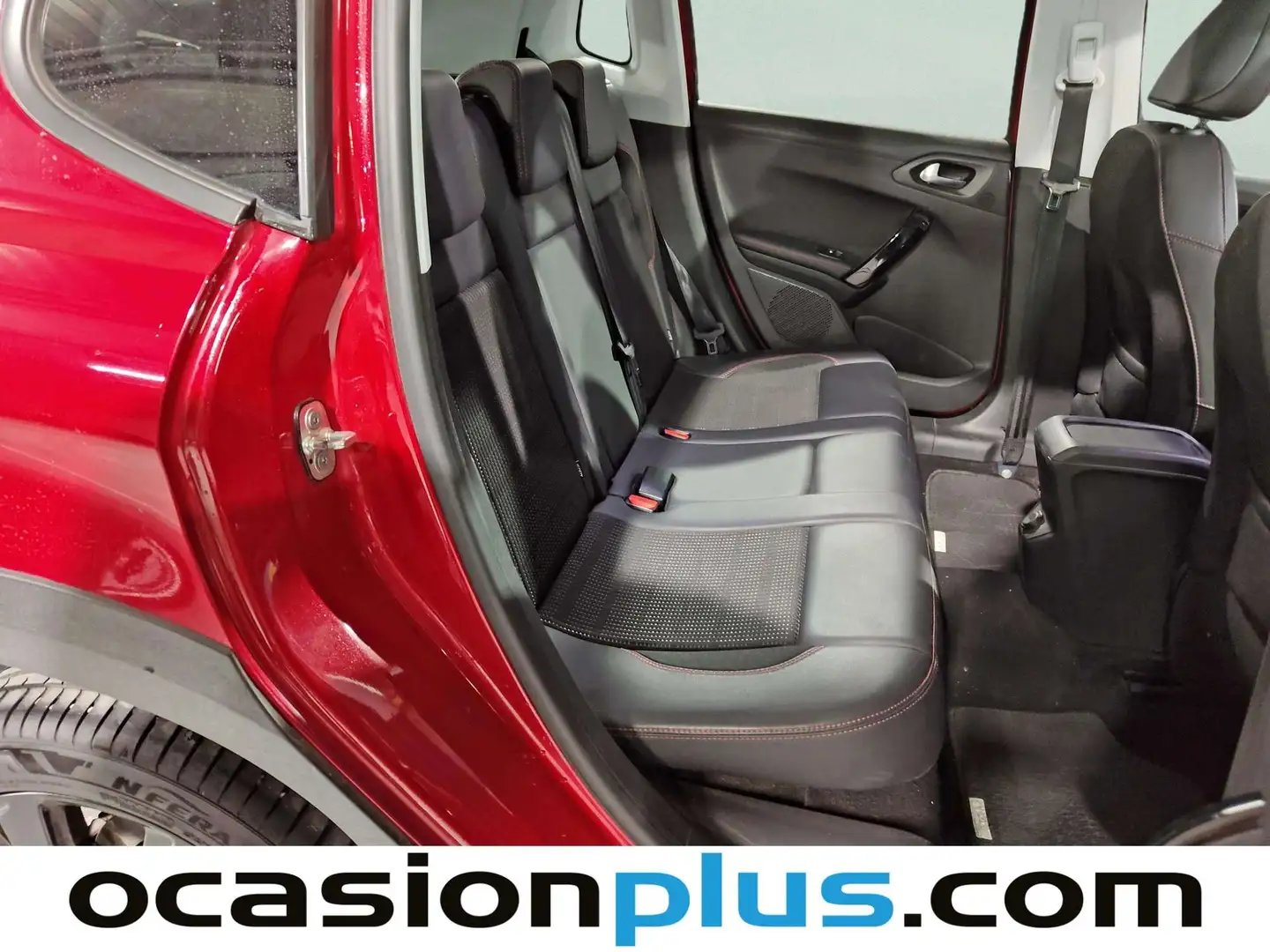 Foto Peugeot 2008 Peugeot 2008 PureTech 130 S&S GT Line (130 CV)