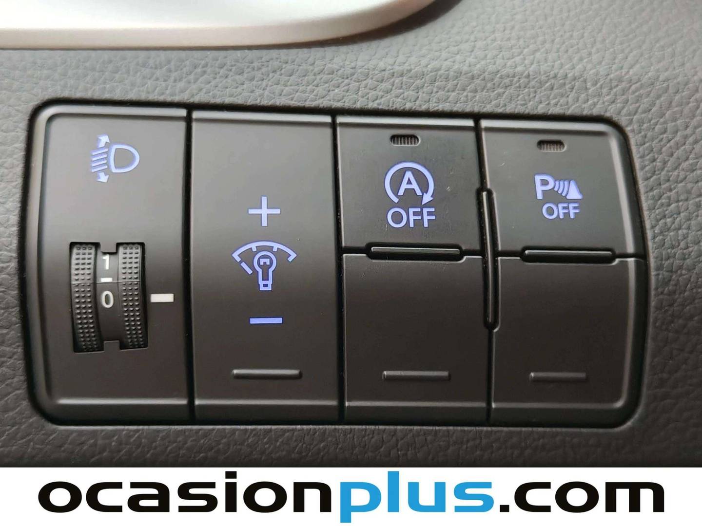 Equipamiento del Hyundai i30 Hyundai i30 1.6 GDi BlueDrive Tecno (135 CV)