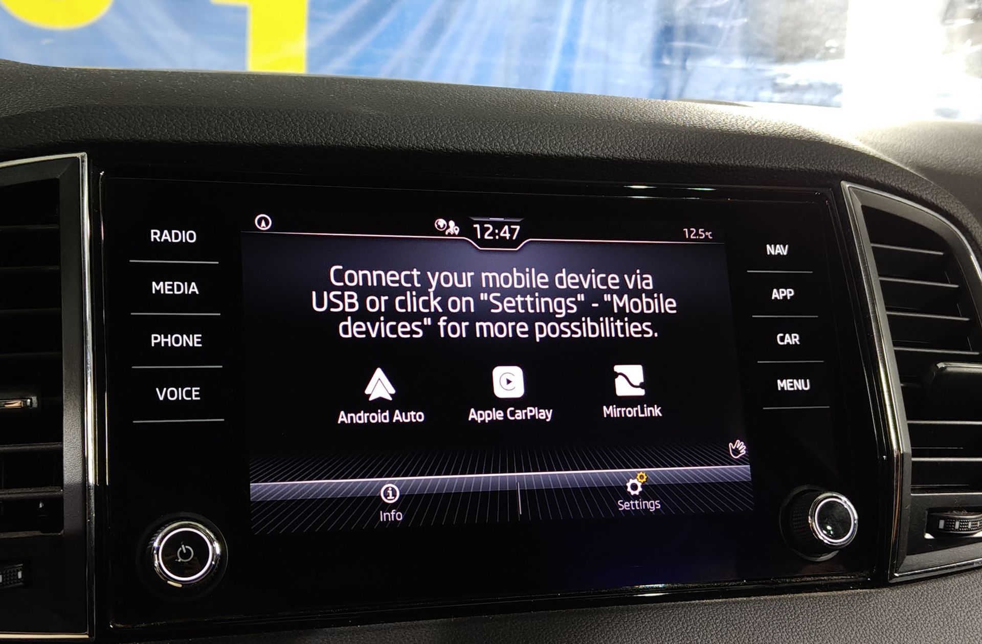 Škoda Karoq 2.0 TDI Selection - foto 7