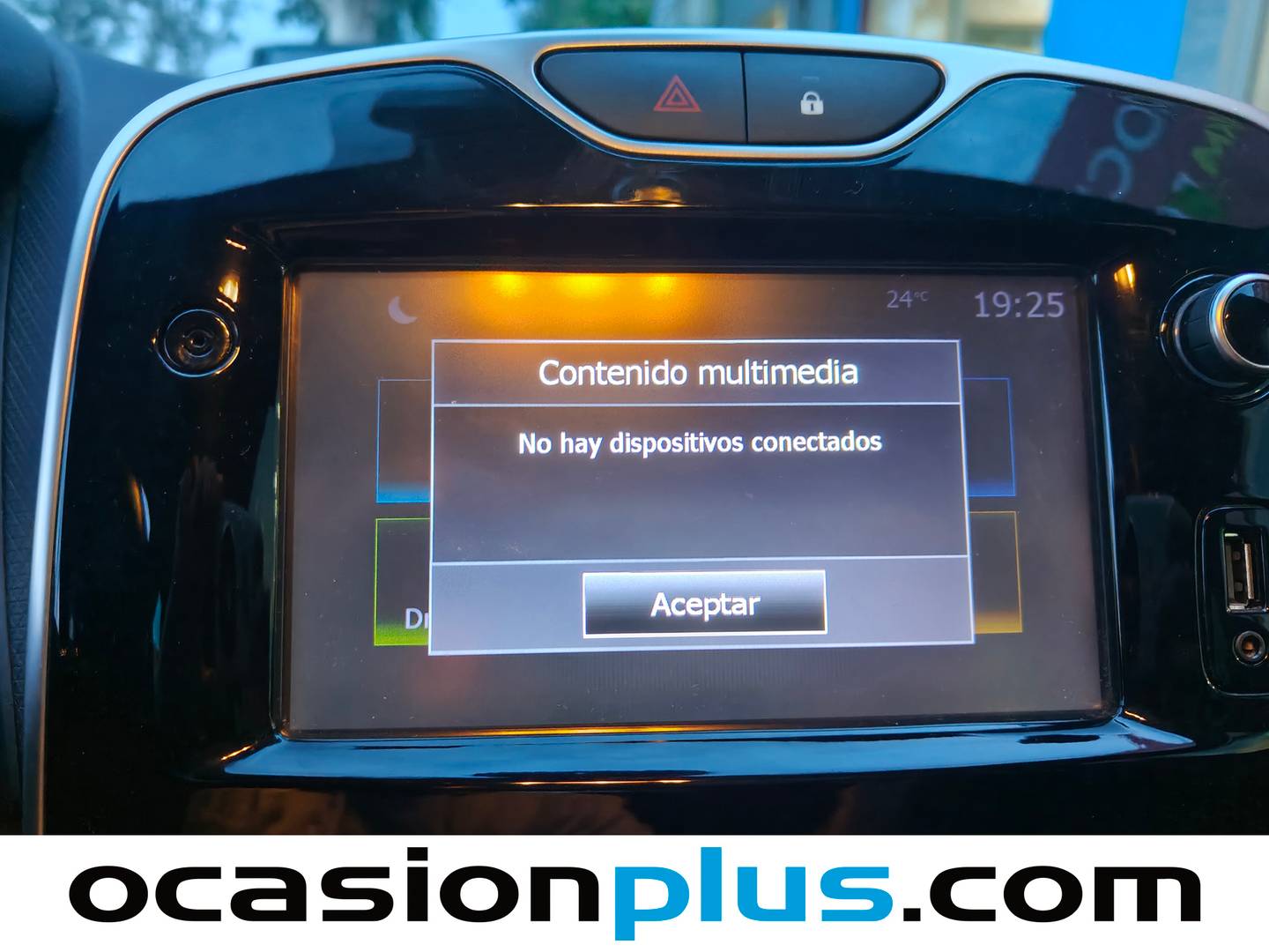 Renault Clio Renault Clio Limited 1.2 (75 CV) 75cv