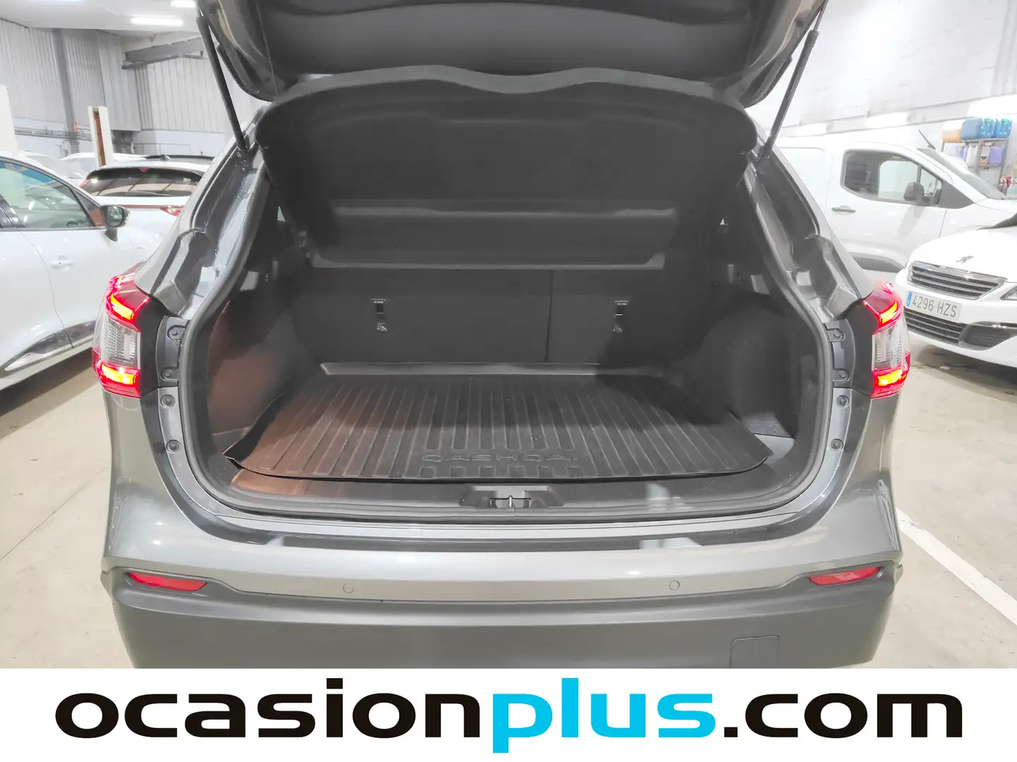 Foto Nissan QASHQAI Nissan Qashqai DIG-T 115 Tekna 4x2 Xtronic (115 CV)