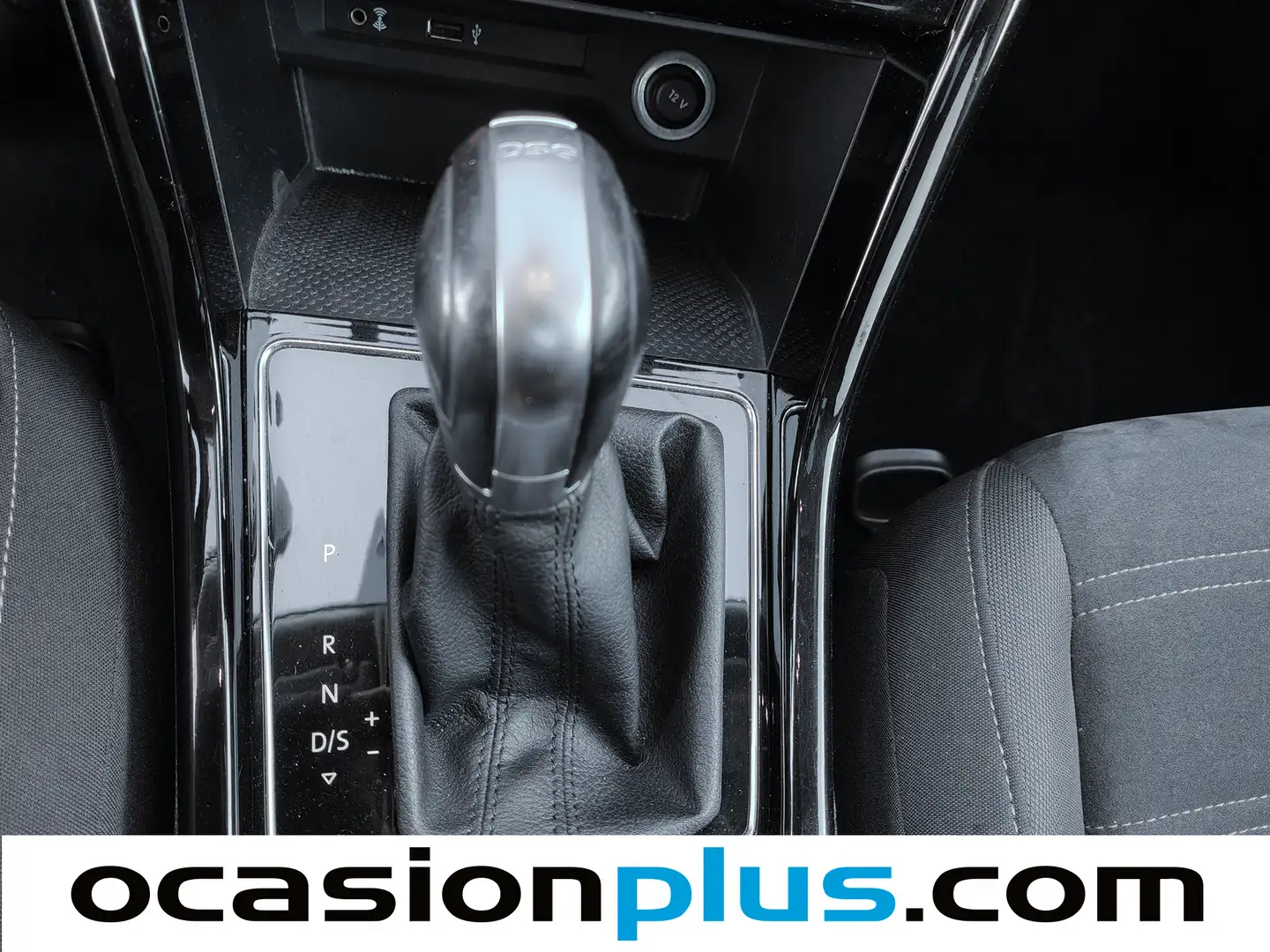 Foto Volkswagen Touran Volkswagen Touran 2.0 TDI BMT (150 CV) DSG 7 Plazas