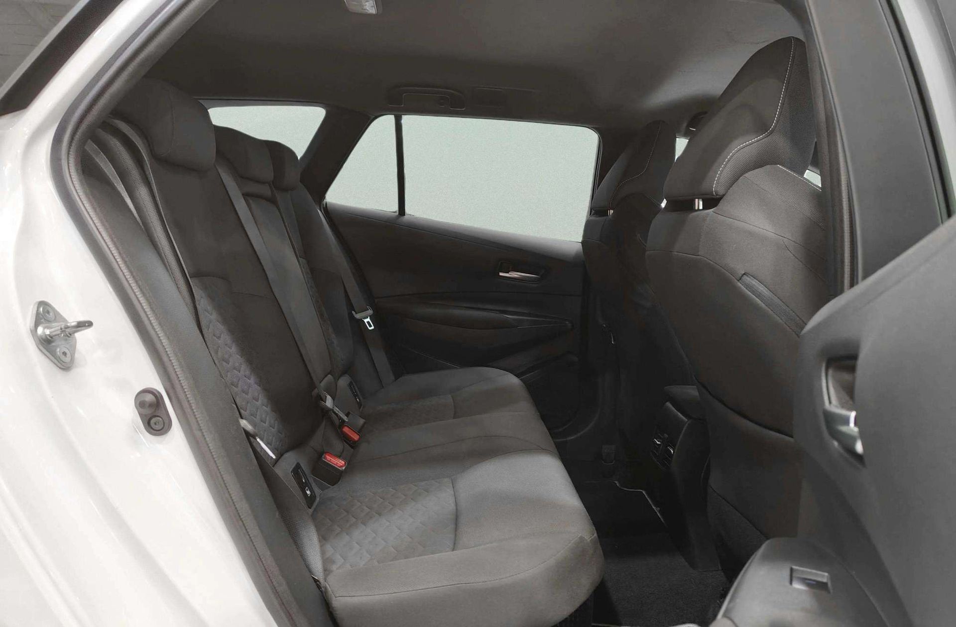 Toyota Corolla Touring Sports 125H Active Tech E-CVT - foto 17