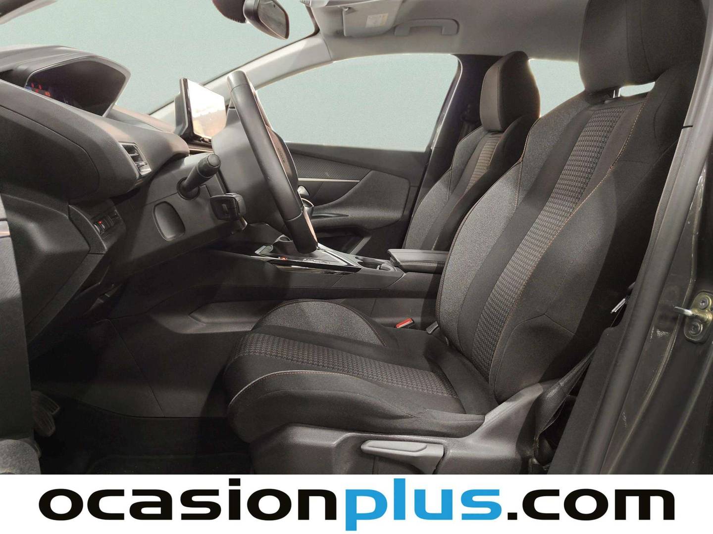 Foto asientos delanteros Peugeot 3008 Peugeot 3008 BlueHDi 130 S&S Active Pack (130 CV)