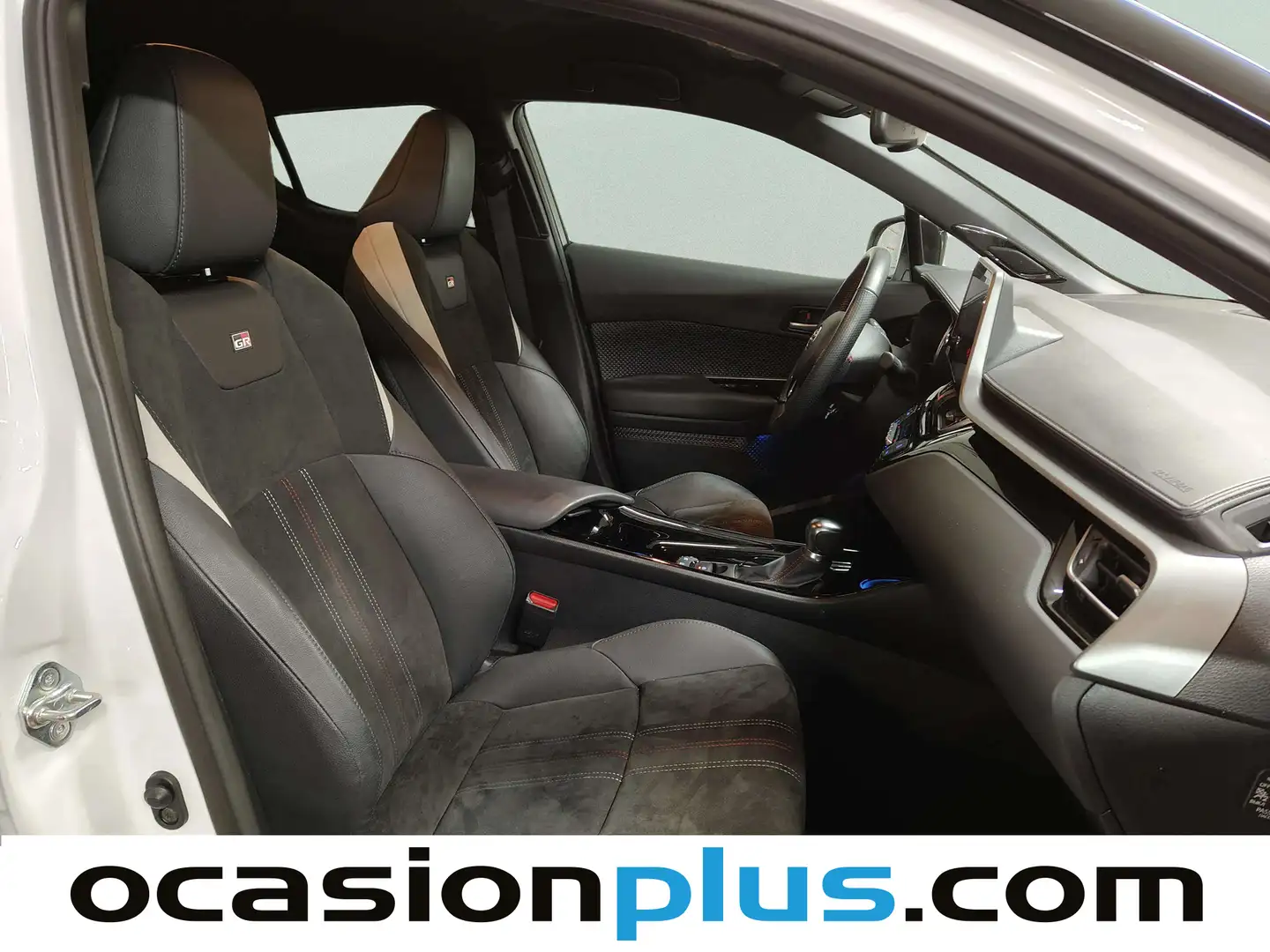 Foto Toyota C-HR Toyota C-HR 180H GR Sport (184 CV)