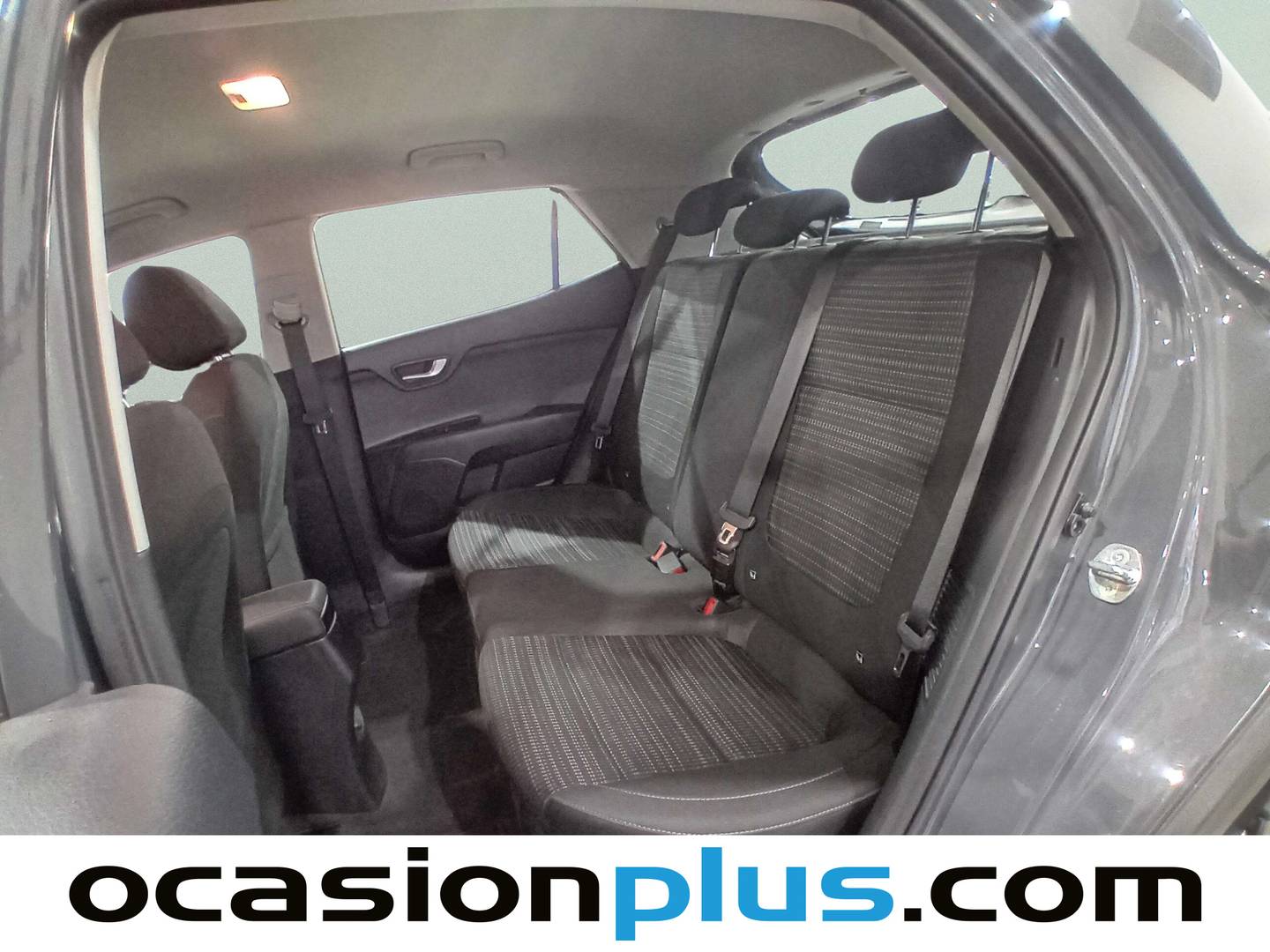 Foto asientos traseros KIA Stonic KIA Stonic 1.0 T-GDi MHEV Drive DCT (120 CV)