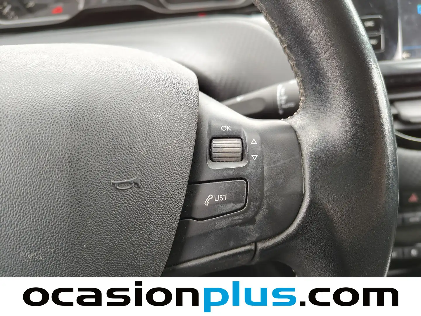 Foto Peugeot 208 Peugeot 208 1.2 PureTech Allure EAT6 (110 CV)