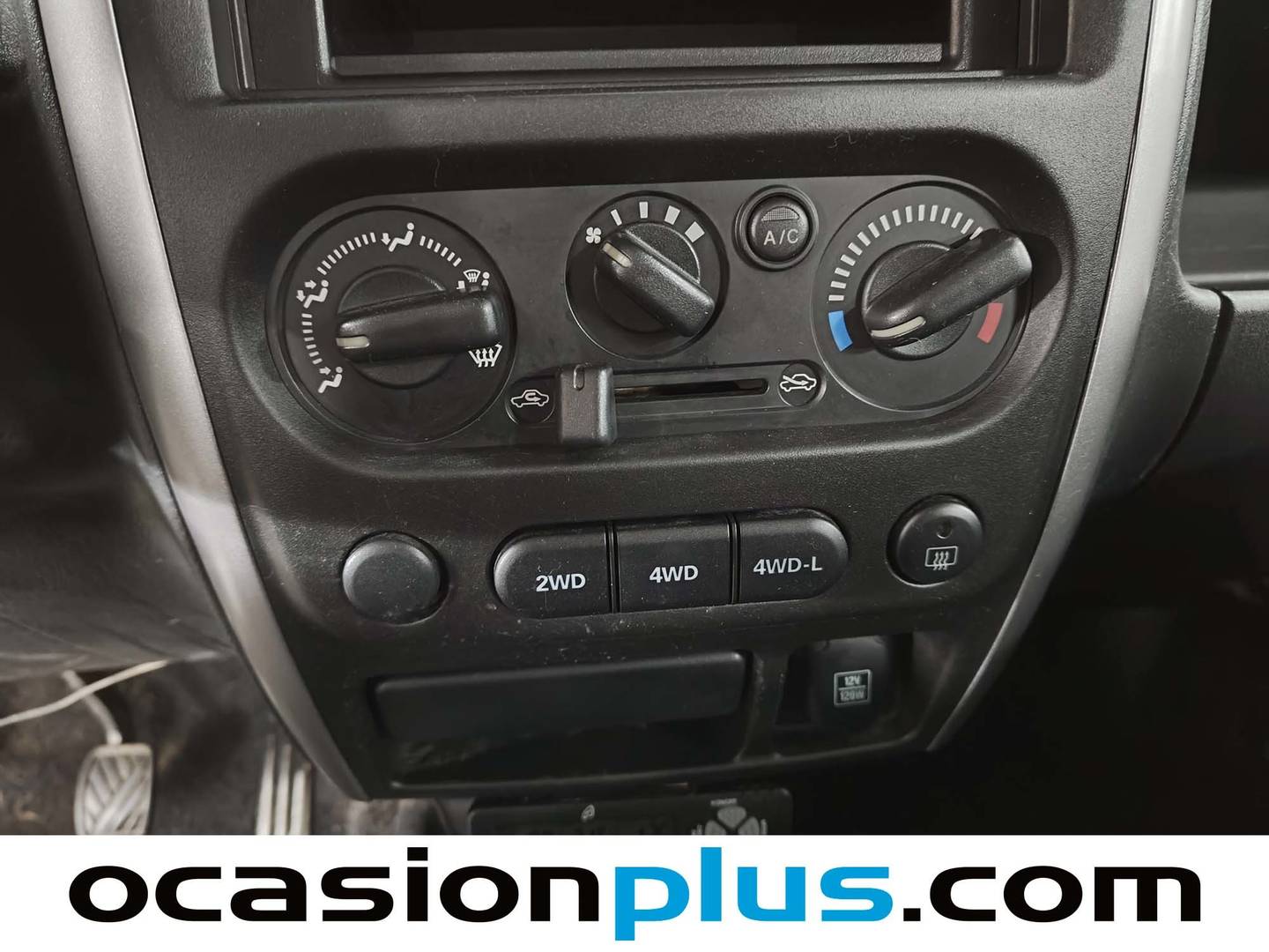 Extras y acabados del Suzuki Jimny Suzuki Jimny 1.3 JX Ranger (85 CV)