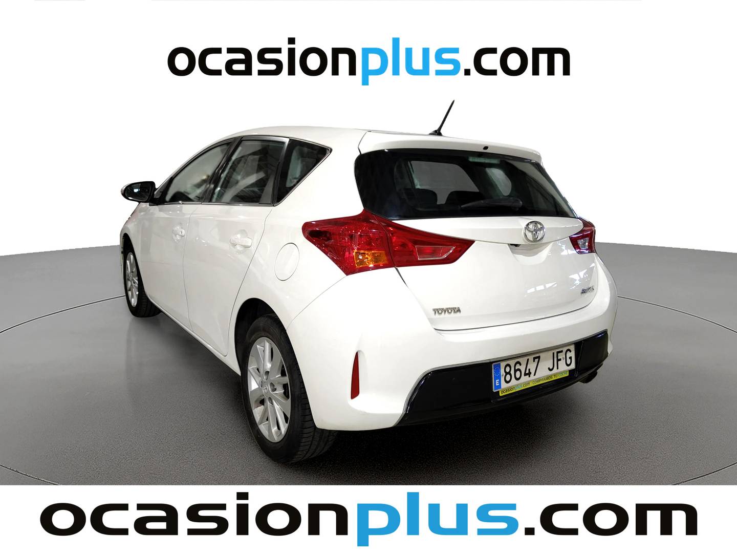 Foto trasera Toyota Auris Toyota Auris 130 Active (132 CV) izquierda