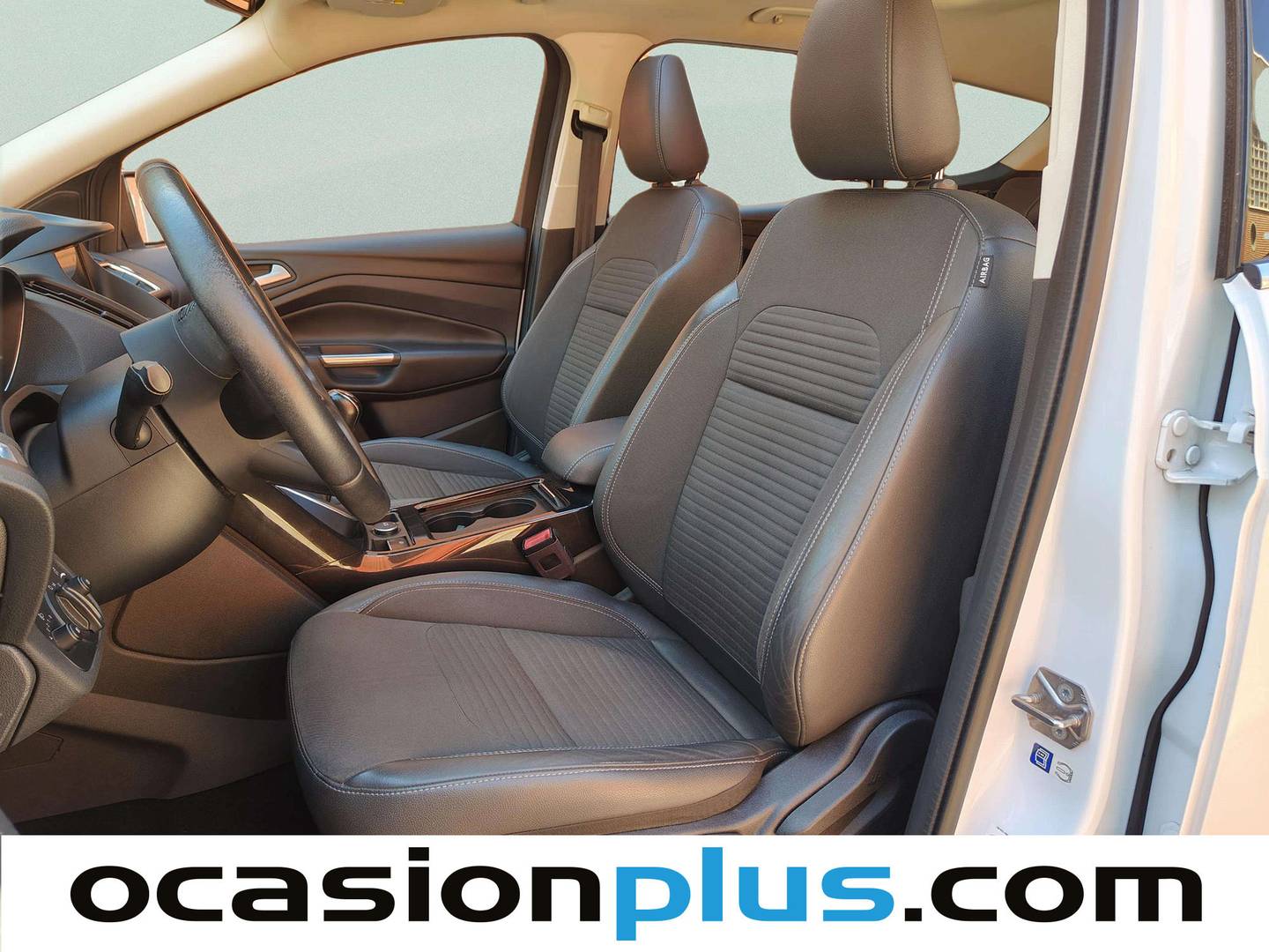 Foto asientos delanteros Ford Kuga Ford Kuga 1.5 EcoBoost S&S Titanium 4x2 (150 CV)