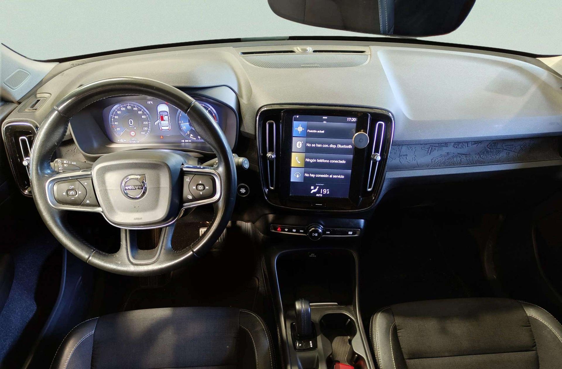 Volvo XC40 D3 Momentum - foto 6