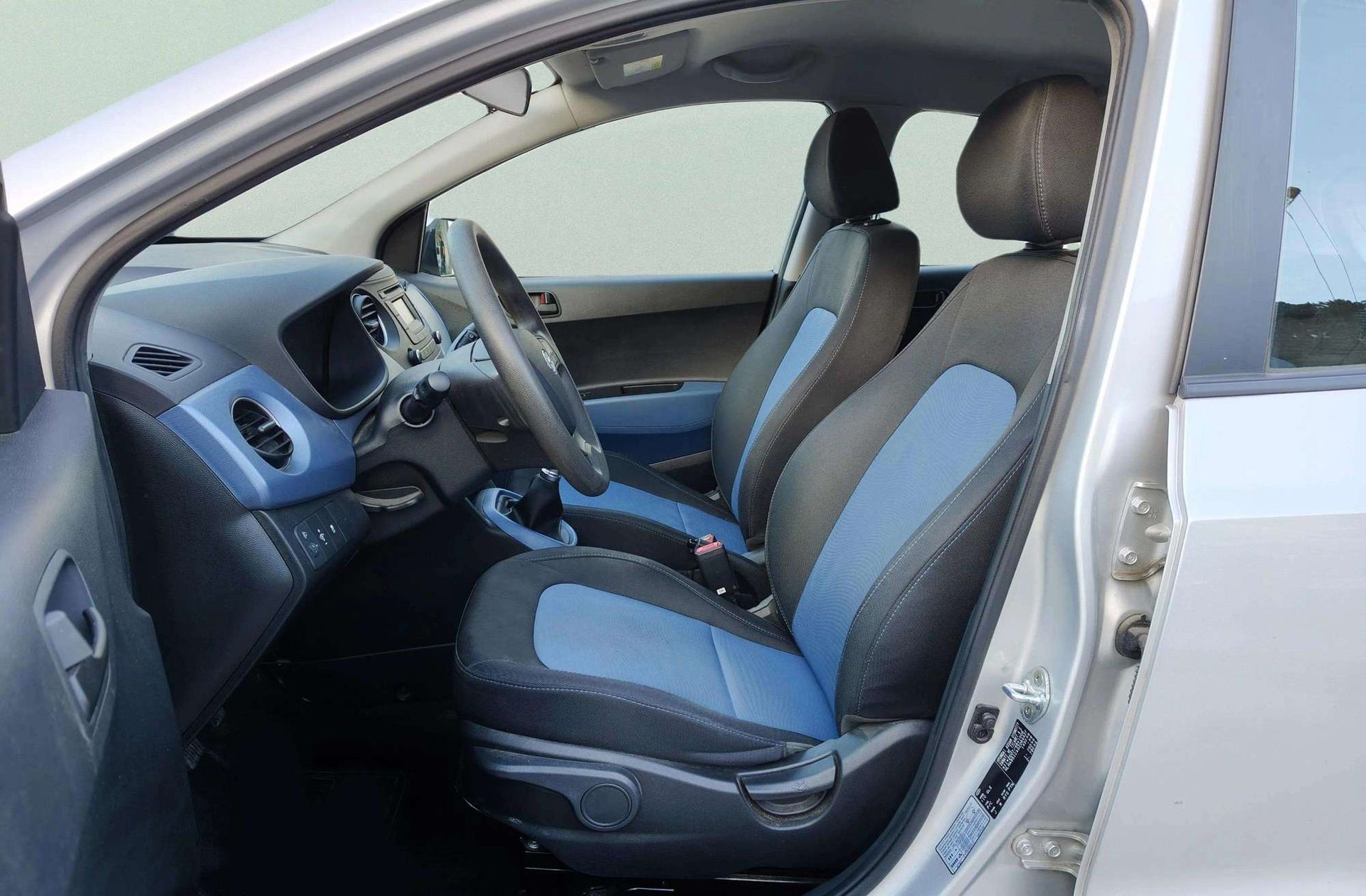 Hyundai i10 1.2 Tecno - foto 8