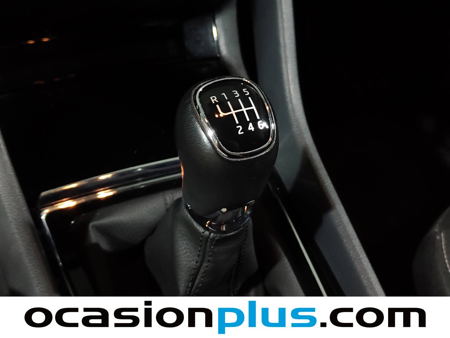 Foto Skoda Karoq Skoda Karoq 2.0 TDI Selection (115 CV)