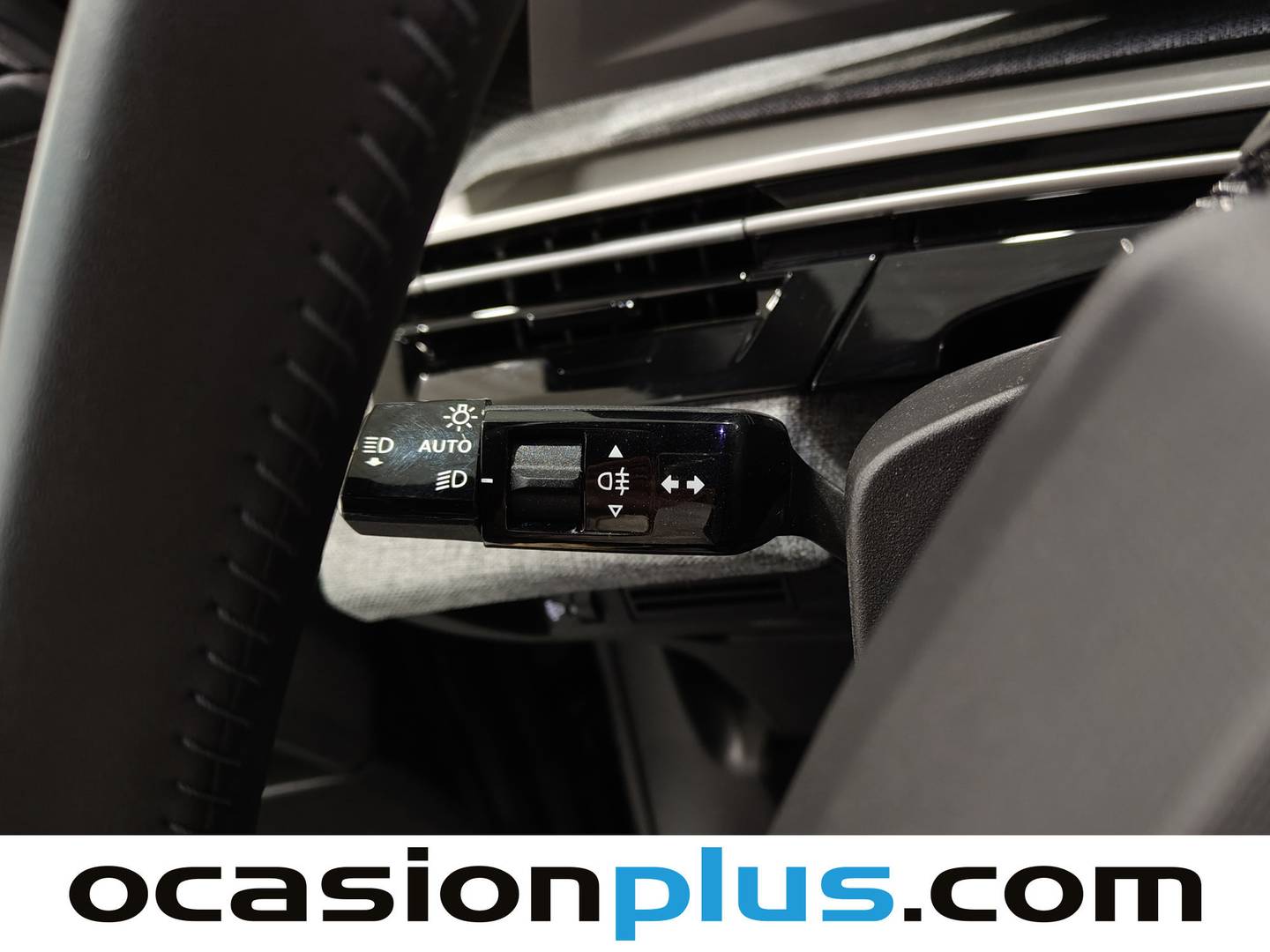 Peugeot 3008 Hybrid Peugeot 3008 Hybrid 145 Allure eDCS6 (145 CV) seminuevo