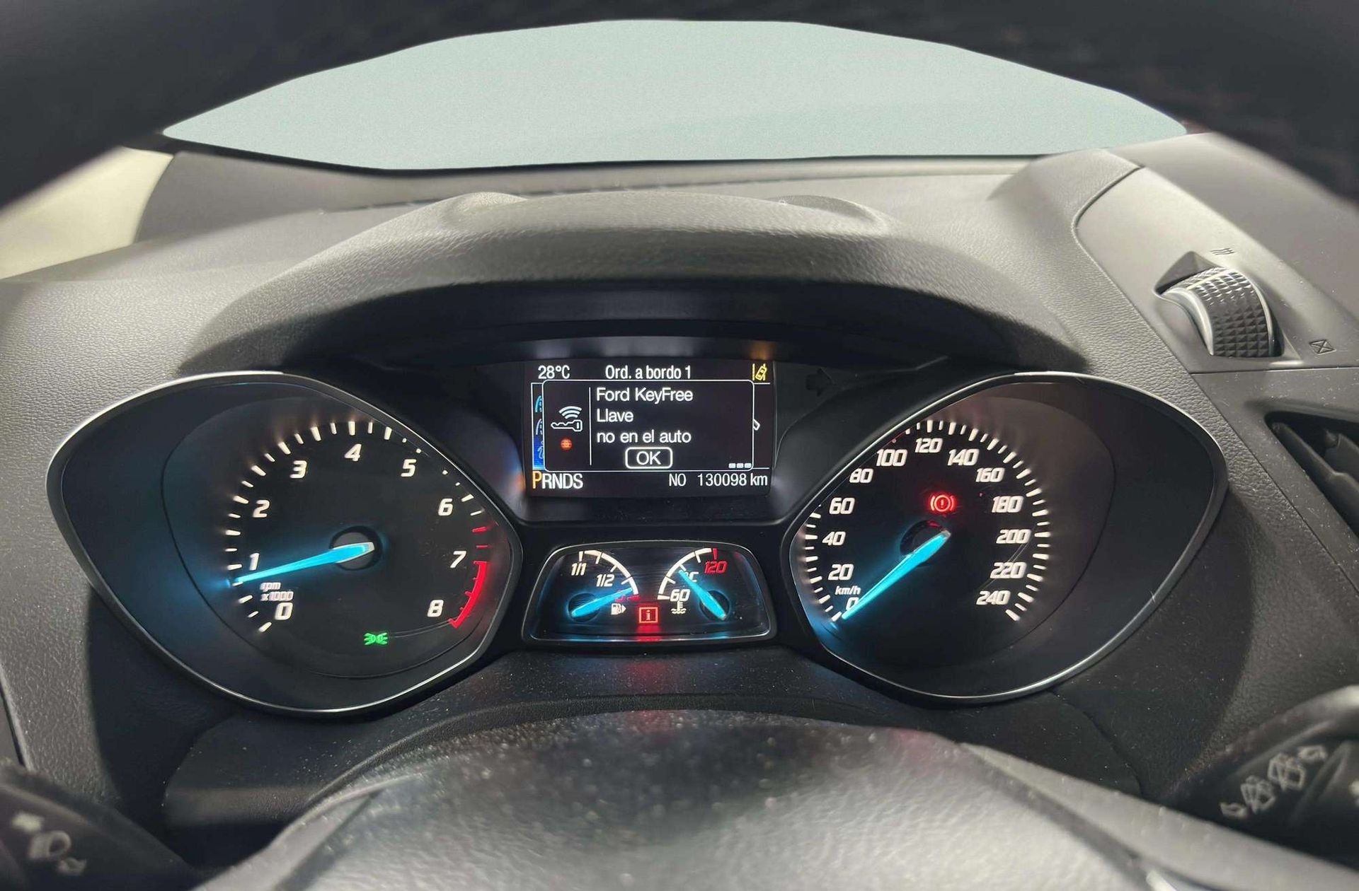Ford Kuga 1.5 EcoBoost Titanium 4x4 - foto 21