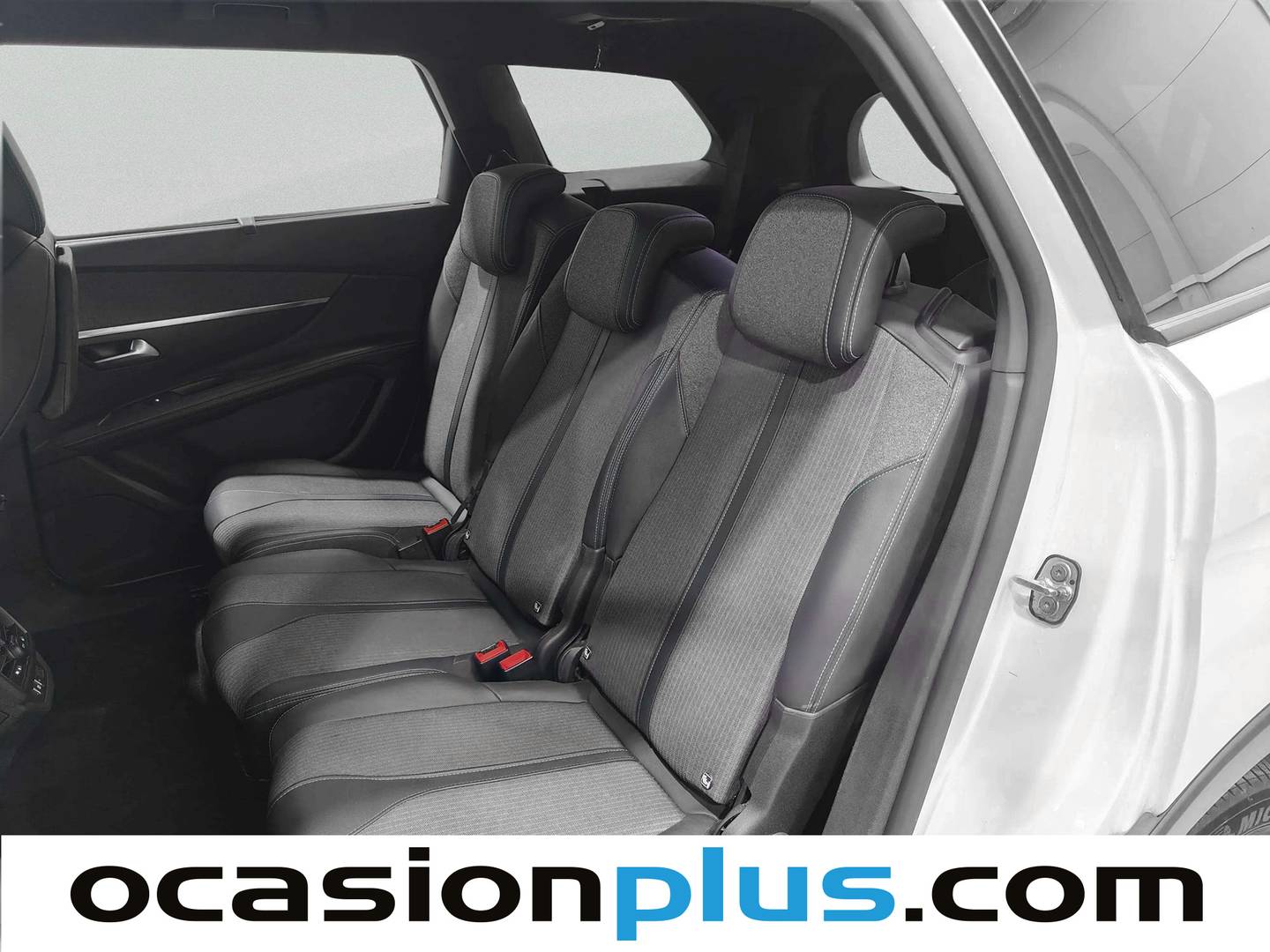 Foto asientos traseros Peugeot 5008 Peugeot 5008 PureTech 130 S&S Allure Pack EAT8 (130 CV)
