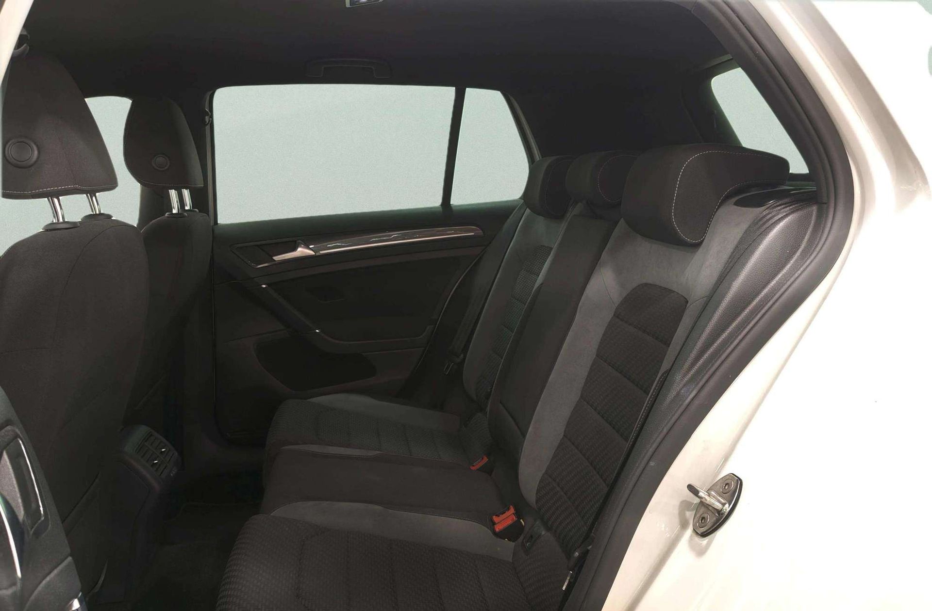 Volkswagen Golf Sport R-Line 1.5 TSI - foto 13