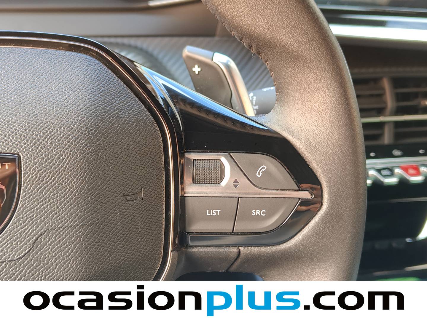 Foto Peugeot 2008 Peugeot 2008 Allure Hybrid eDCS6 (136 CV)