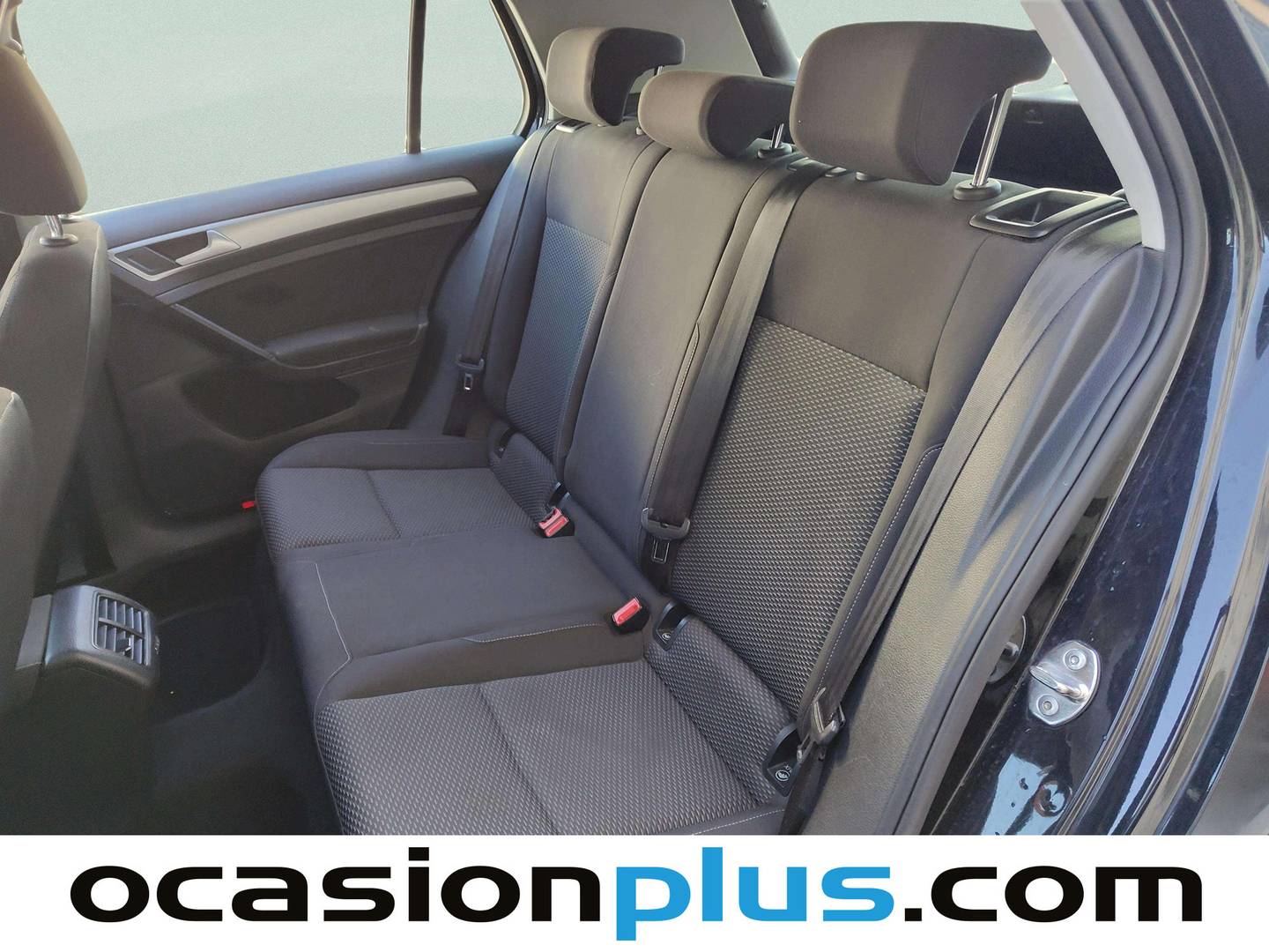 Foto asientos traseros Volkswagen Golf Volkswagen Golf Business 1.0 TSI (110 CV)