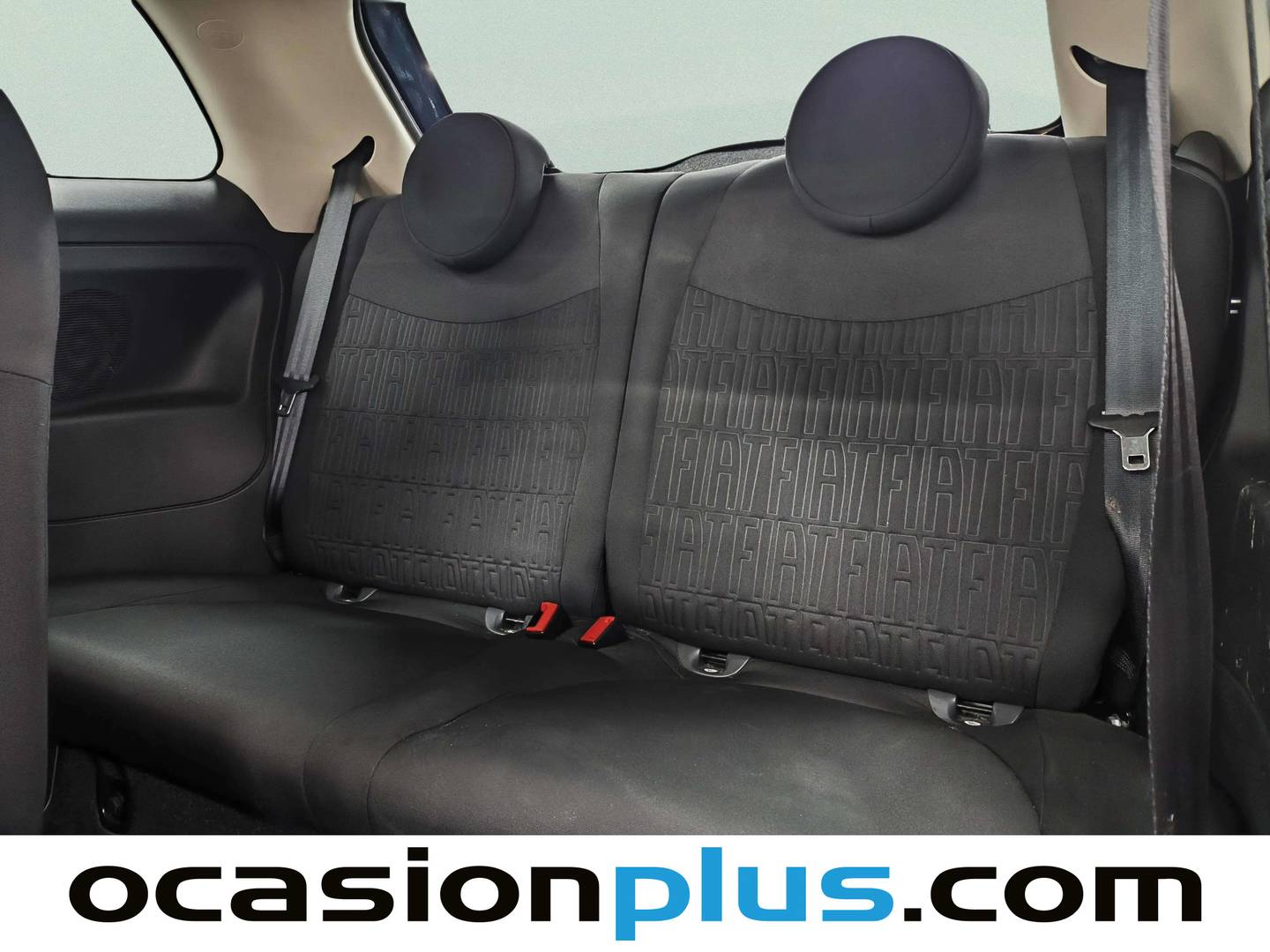 Foto asientos traseros Fiat 500 Fiat 500 1.0 Hybrid Dolcevita (70 CV)