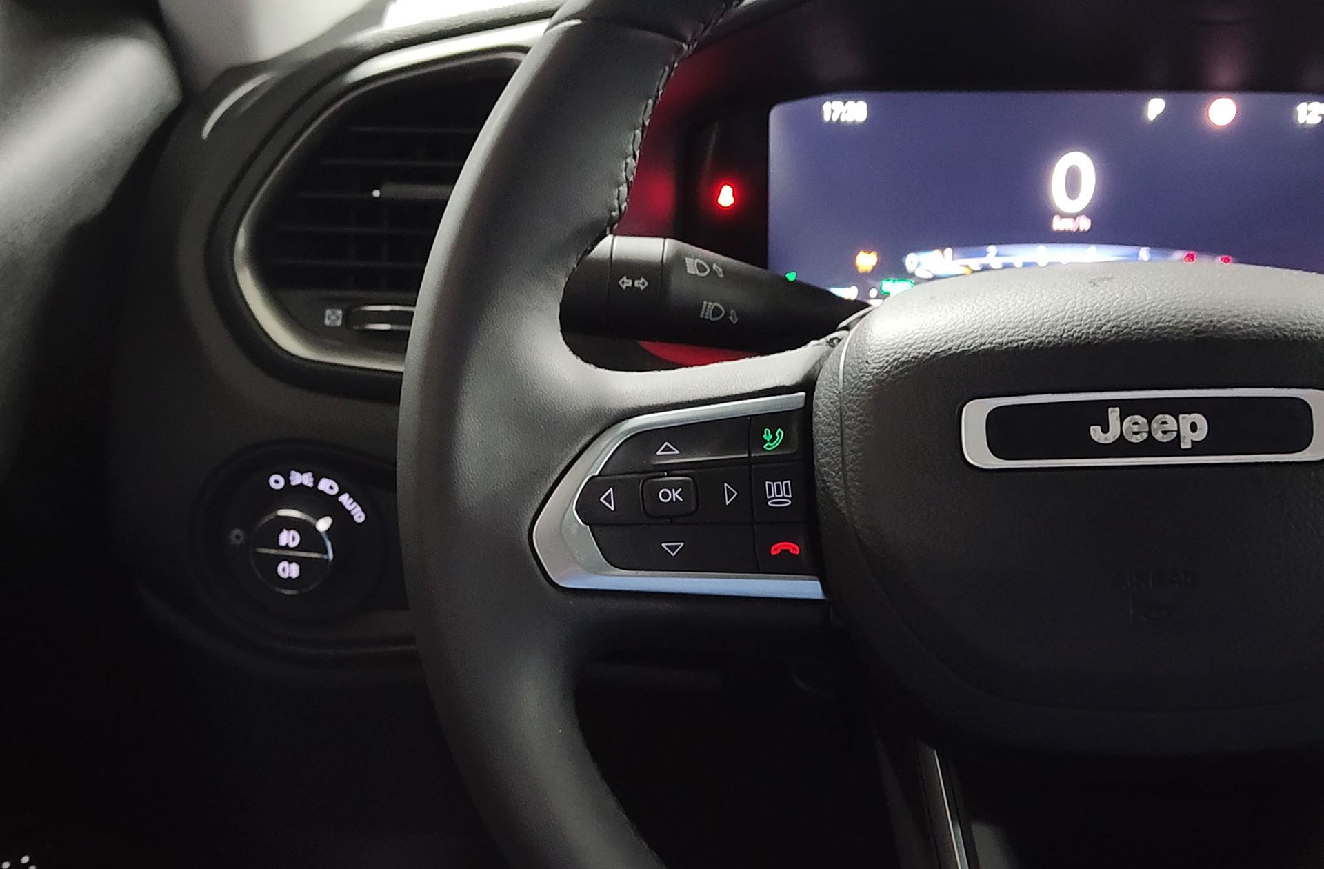 Jeep Renegade eHybrid 1.5 Altitude DCT - foto 24