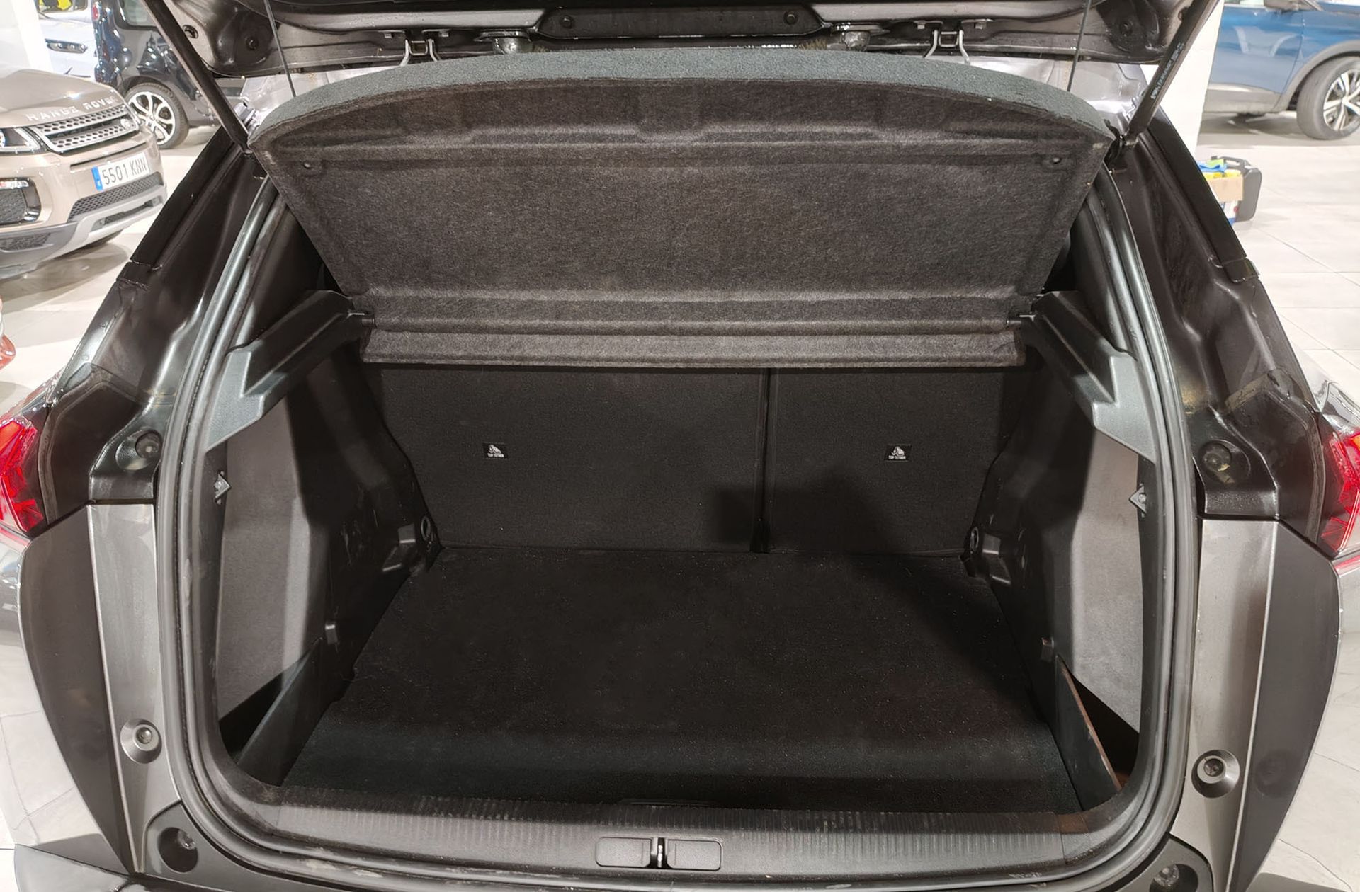 Peugeot 2008 PureTech 100 Allure - foto 17