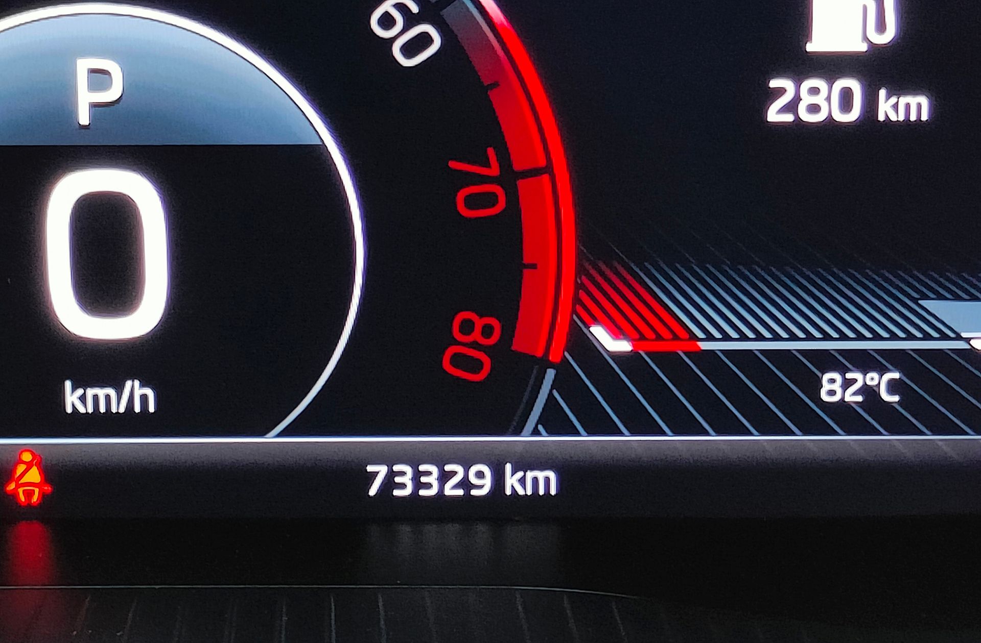Škoda Karoq 1.5 TSI ACT Ambition DSG - foto 12