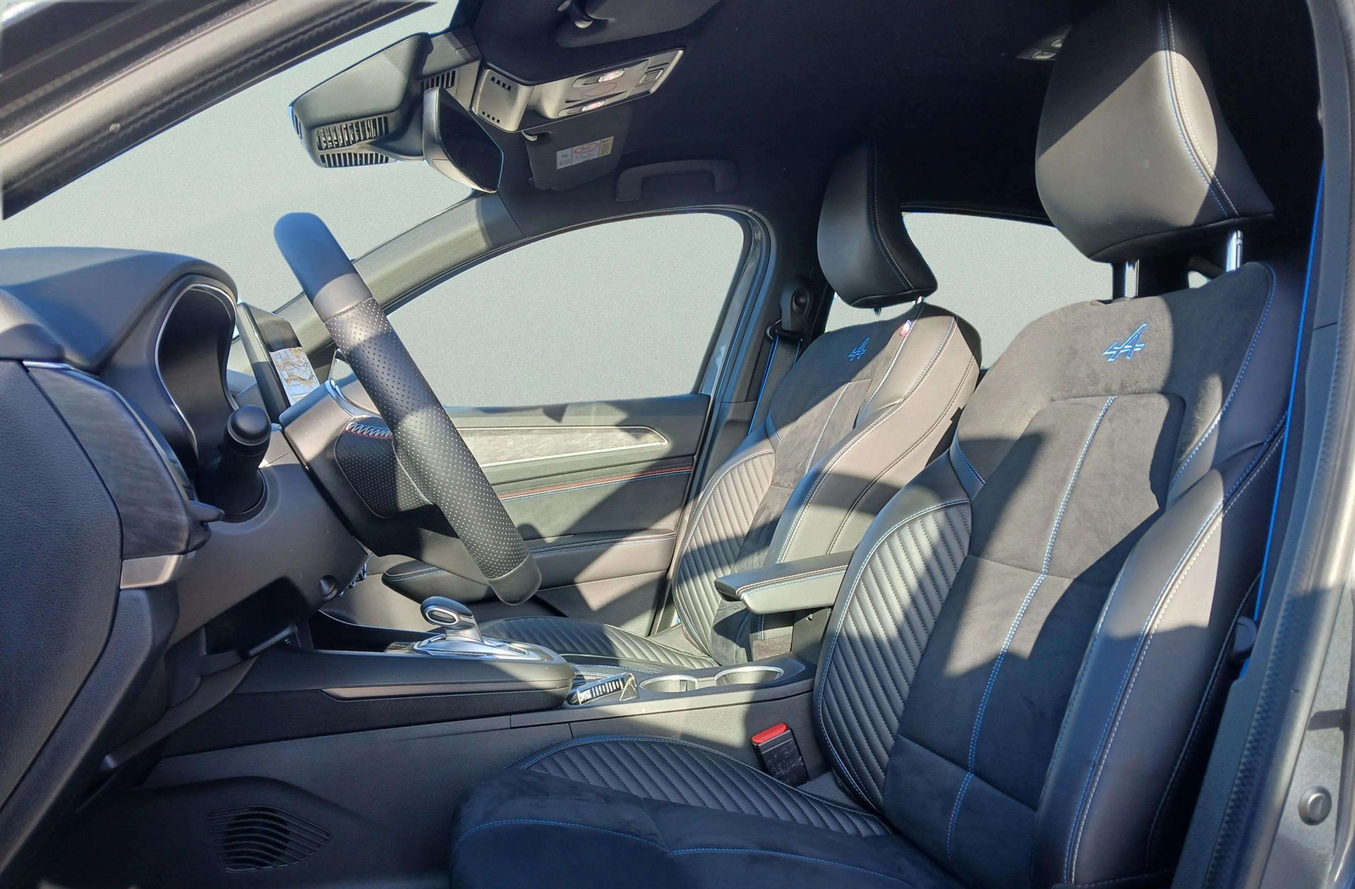 Renault Arkana Esprit Alpine E-Tech Híbrido - foto 11