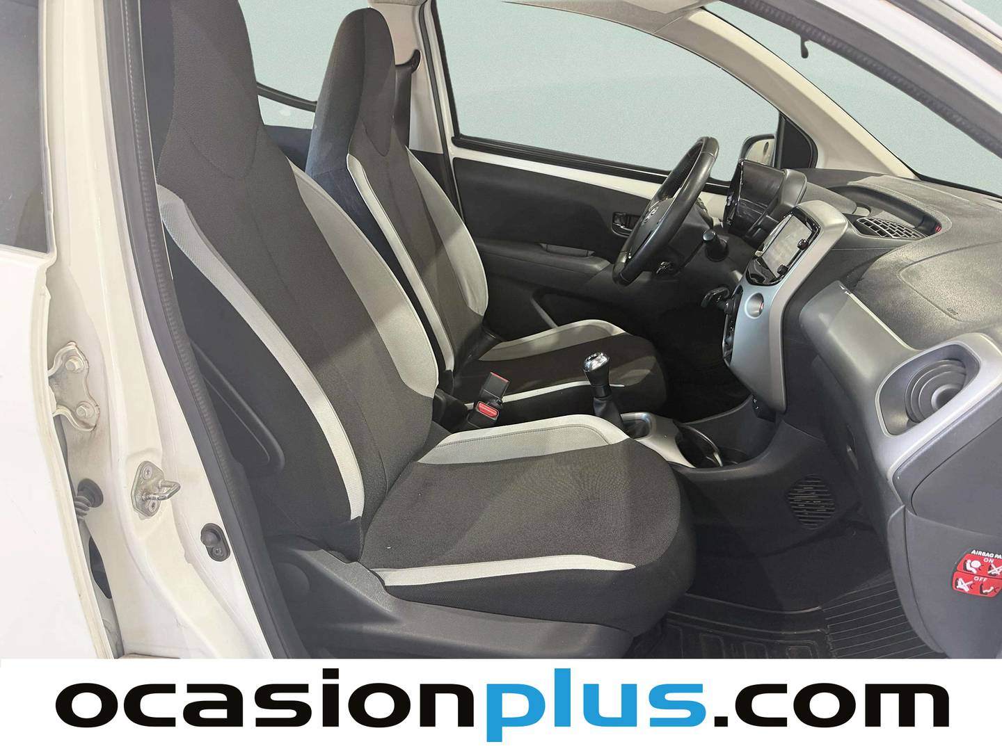 Toyota Aygo Toyota Aygo 1.0 70 x-play (69 CV) 69cv