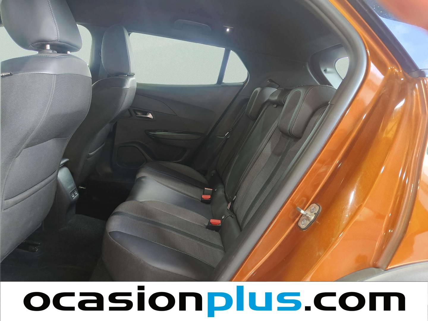 Foto asientos traseros Peugeot 2008 Peugeot 2008 PureTech 130 S&S Allure Pack EAT8 (130 CV)