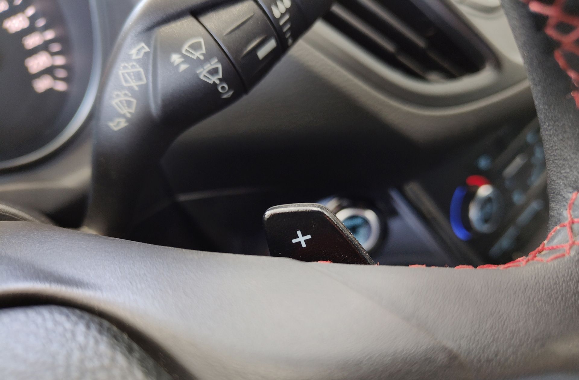 Ford Kuga 2.0 TDCi ST-Line 4x4 Powershift - foto 37