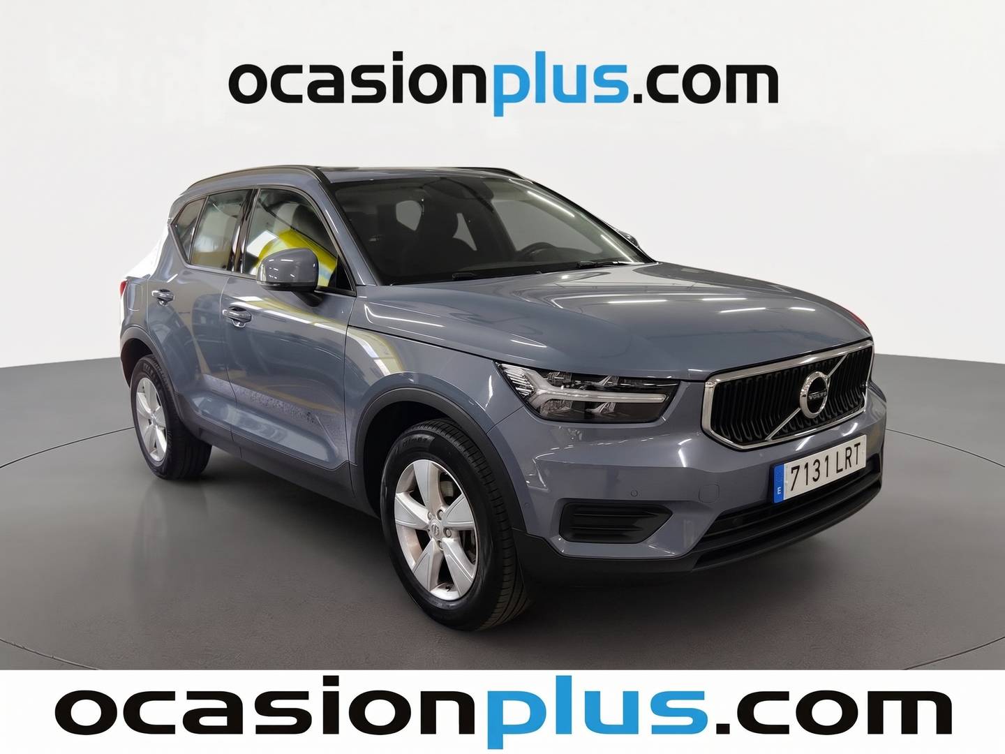 Foto delantera Volvo XC40 Volvo XC40 T2 Momentum Core (129 CV) derecha