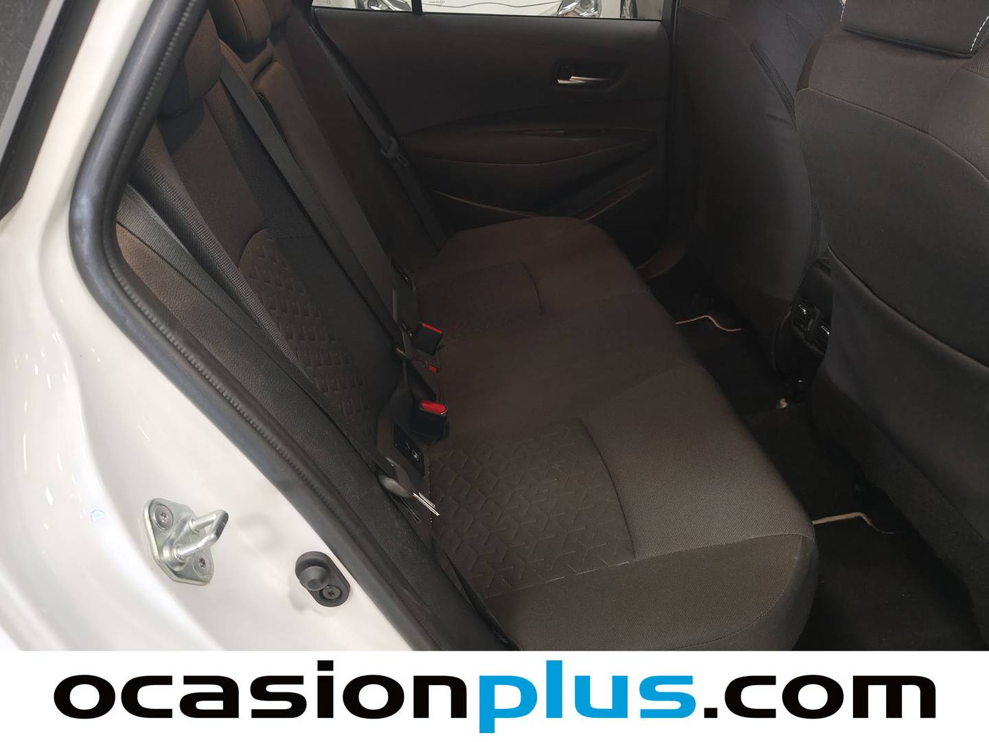 Foto Toyota Corolla Toyota Corolla Touring Sports 125H Active Tech E-CVT (122 CV)