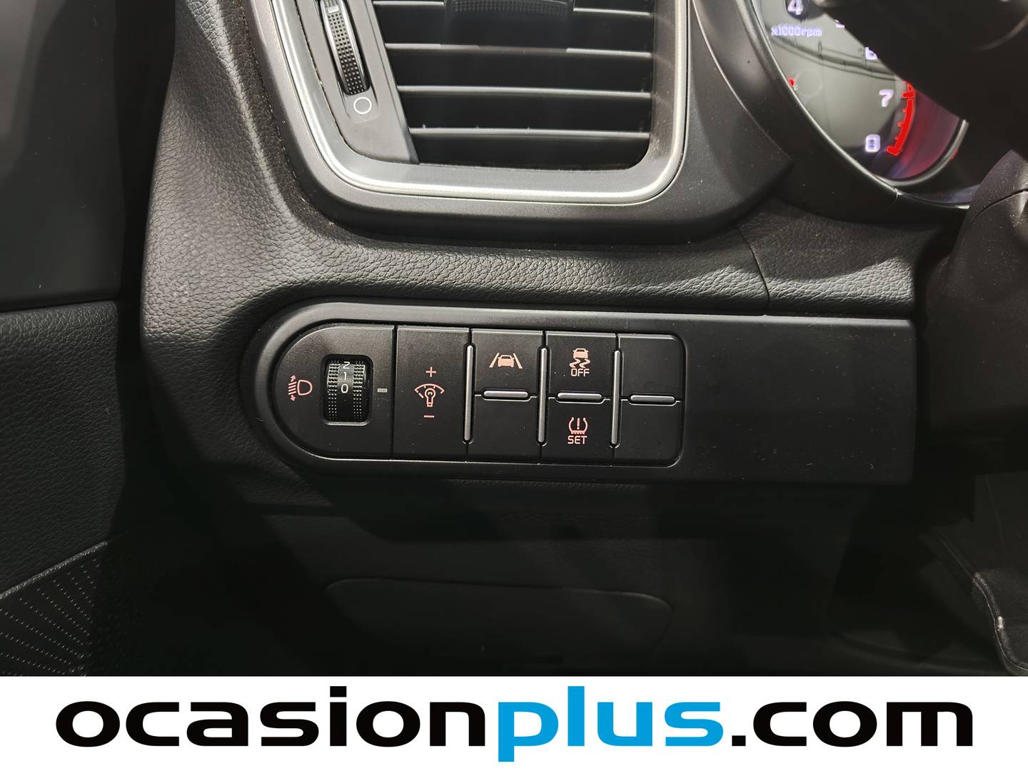 Foto KIA XCeed Kia XCeed 1.0 T-GDi Drive (120 CV)